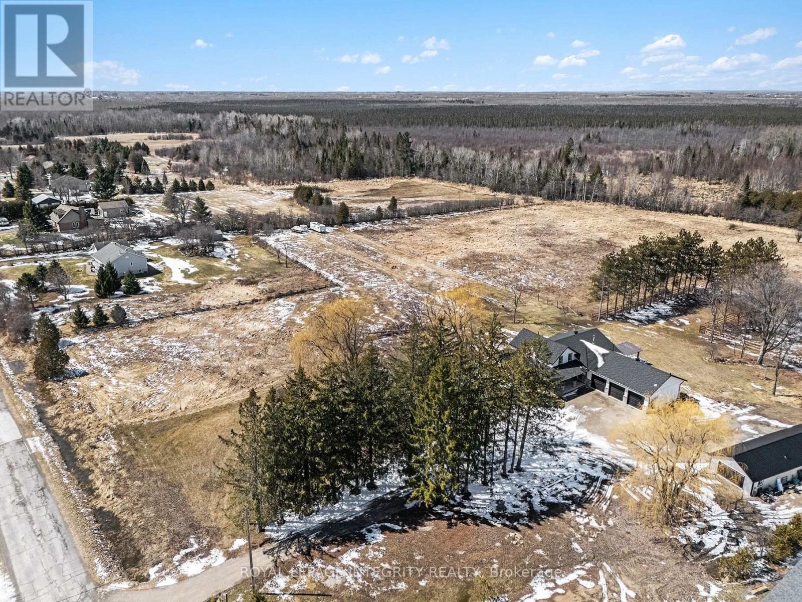 












210 WAYSIDE DRIVE

,
Drummond/North Elmsley,




Ontario
K7H3C8

