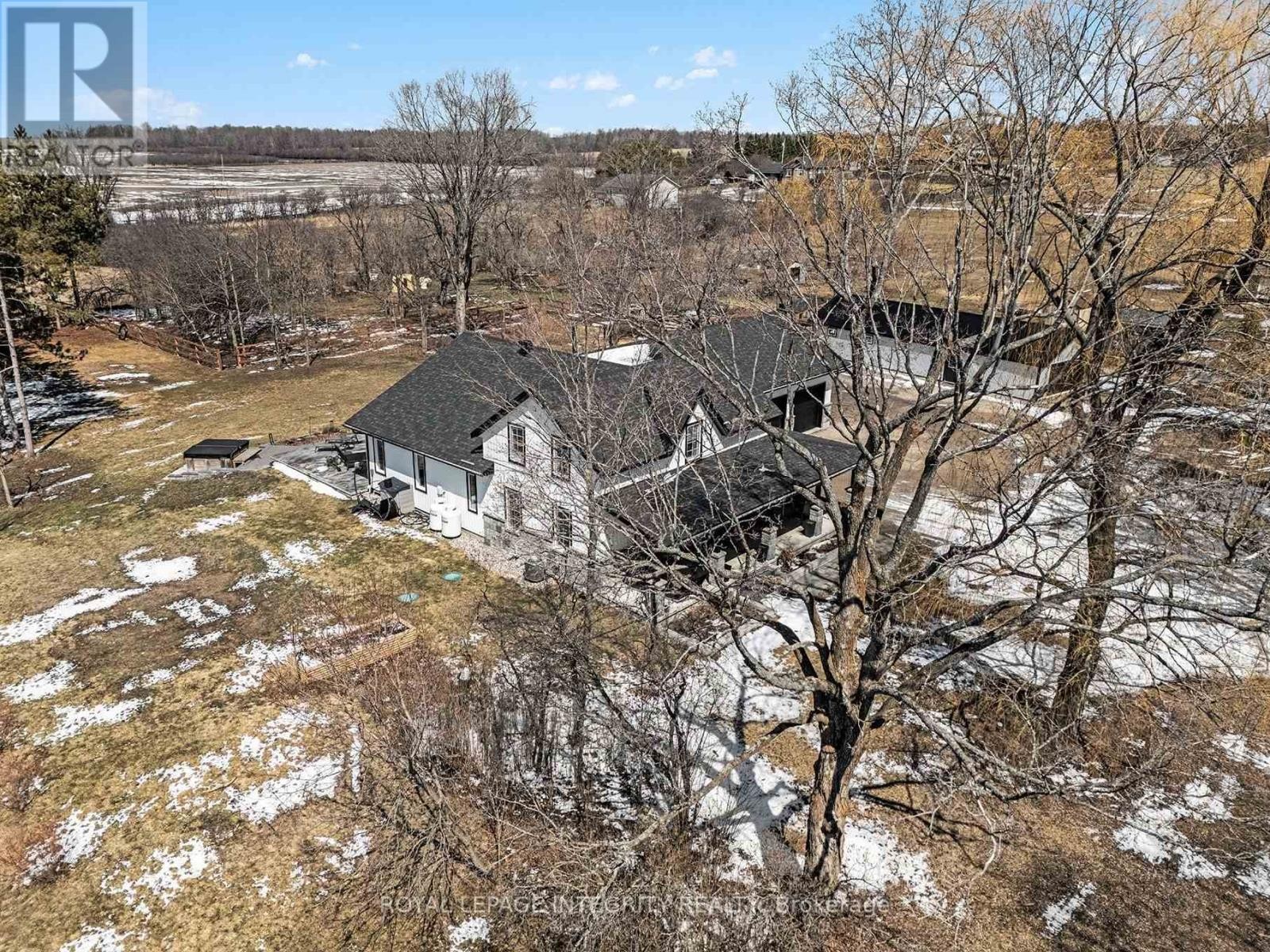 












210 WAYSIDE DRIVE

,
Drummond/North Elmsley,




Ontario
K7H3C8

