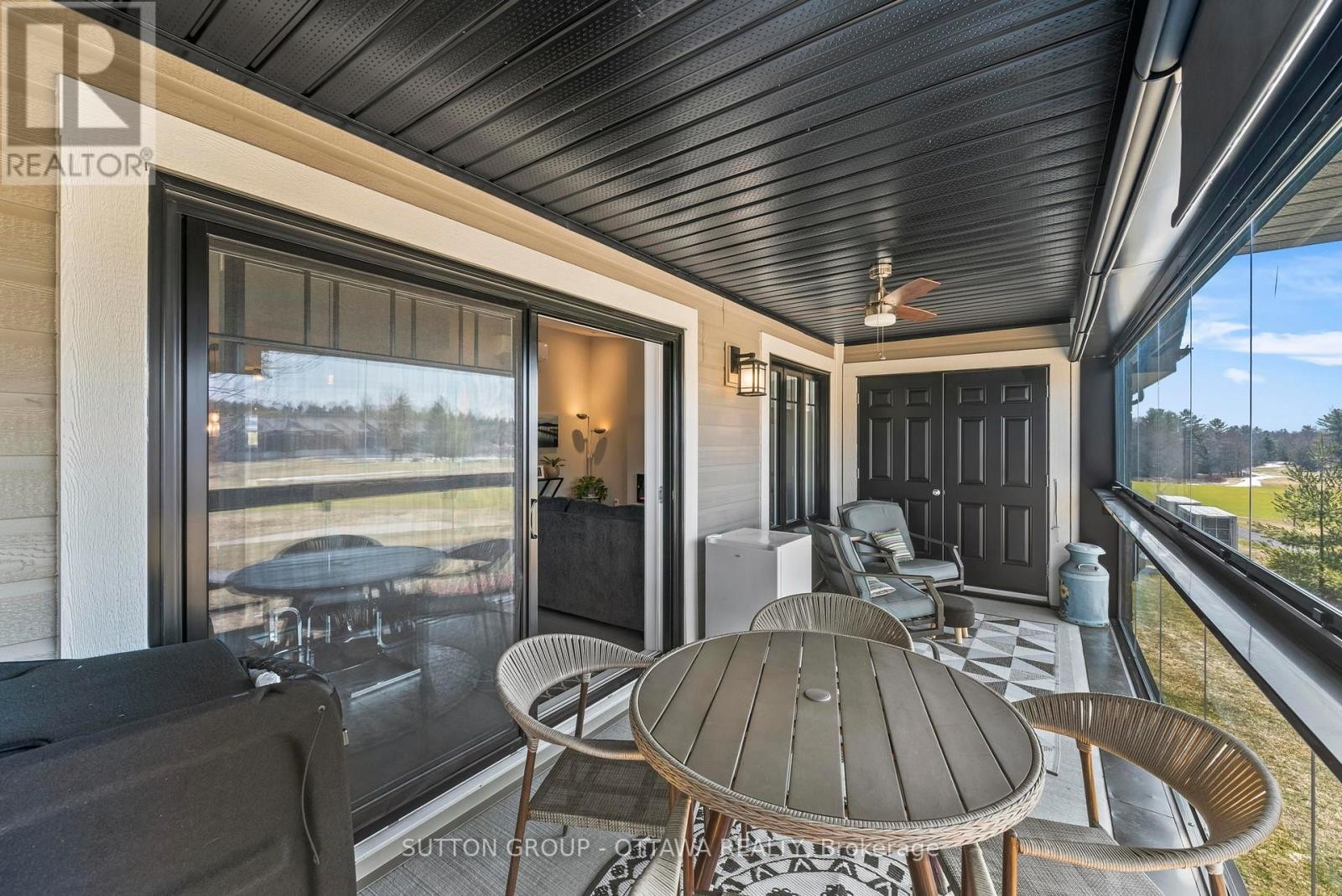 












294 - 308 MASTERS LANE

,
Clarence-Rockland,




Ontario
N1A2W1

