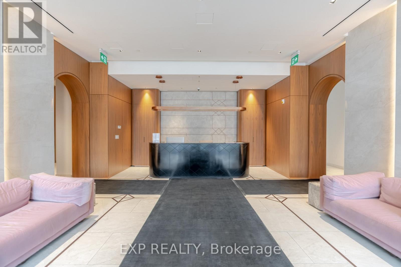 












407 - 560 RIDEAU STREET

,
Ottawa,




Ontario
K1N0G3

