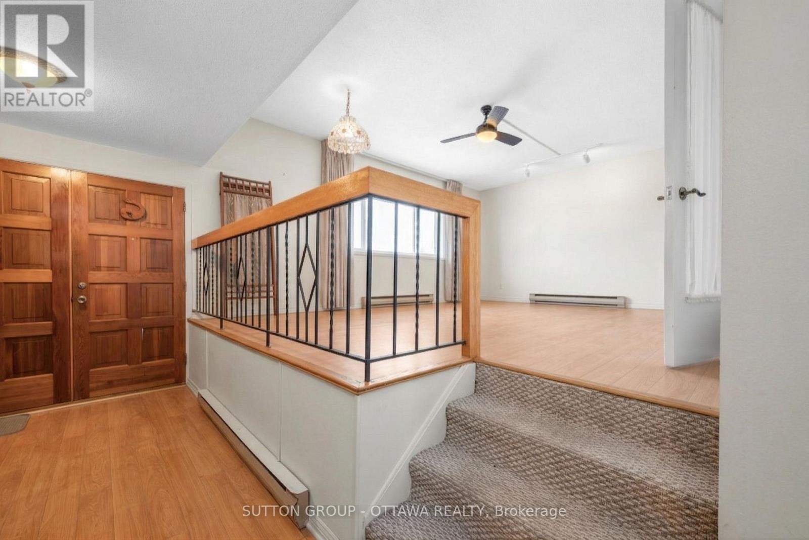 












1112 ST PIERRE STREET

,
Ottawa,




Ontario
K1C1L5

