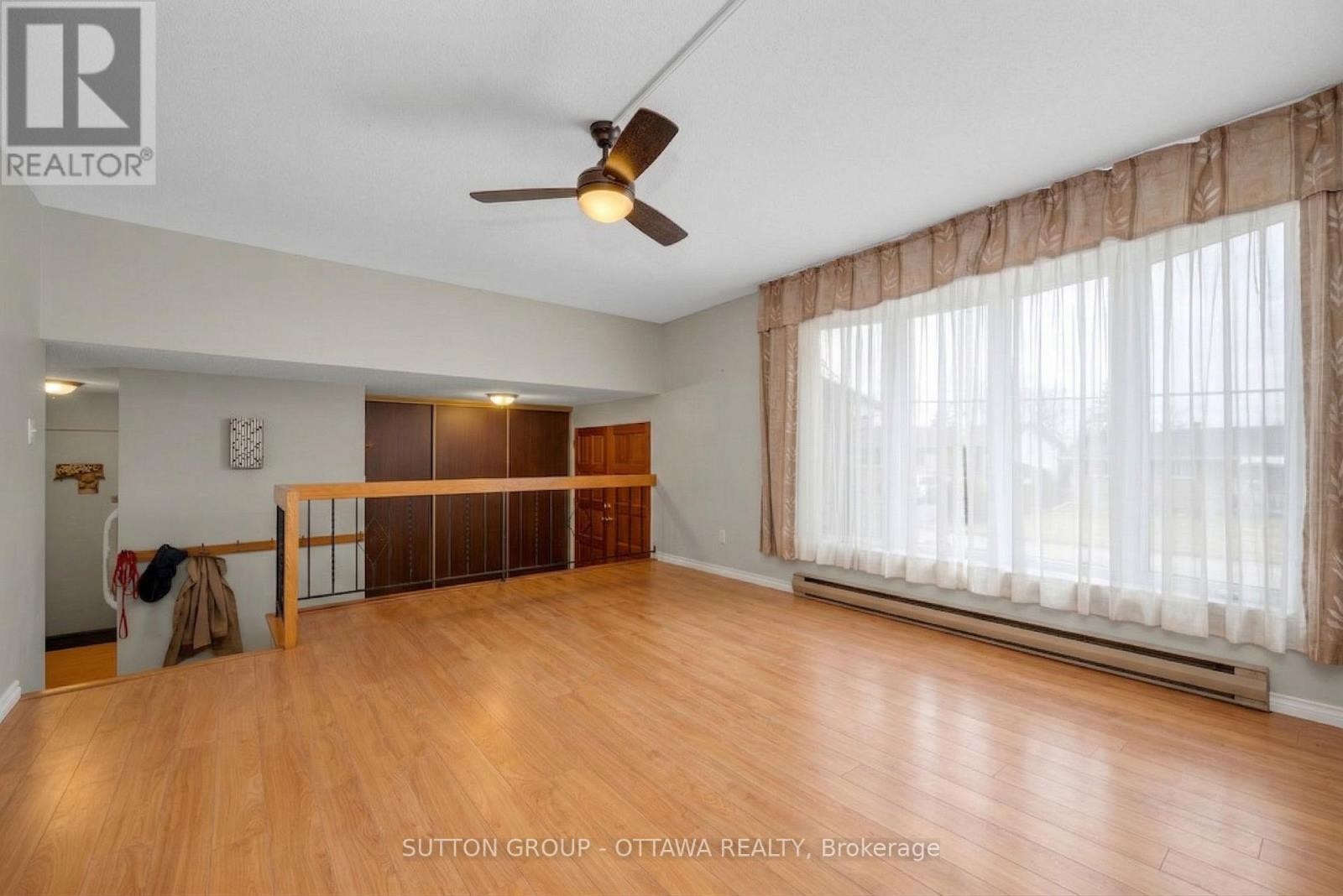 












1112 ST PIERRE STREET

,
Ottawa,




Ontario
K1C1L5

