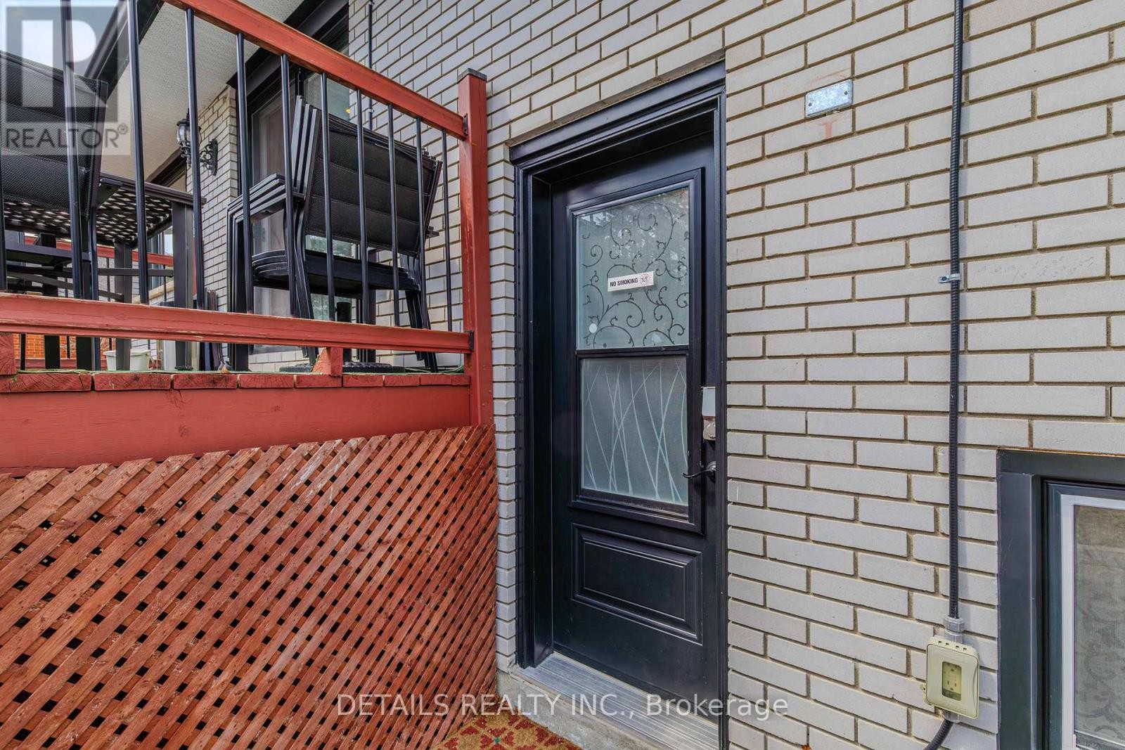 












7 KERRY CRESCENT

,
Ottawa,




Ontario
K2E5V7


