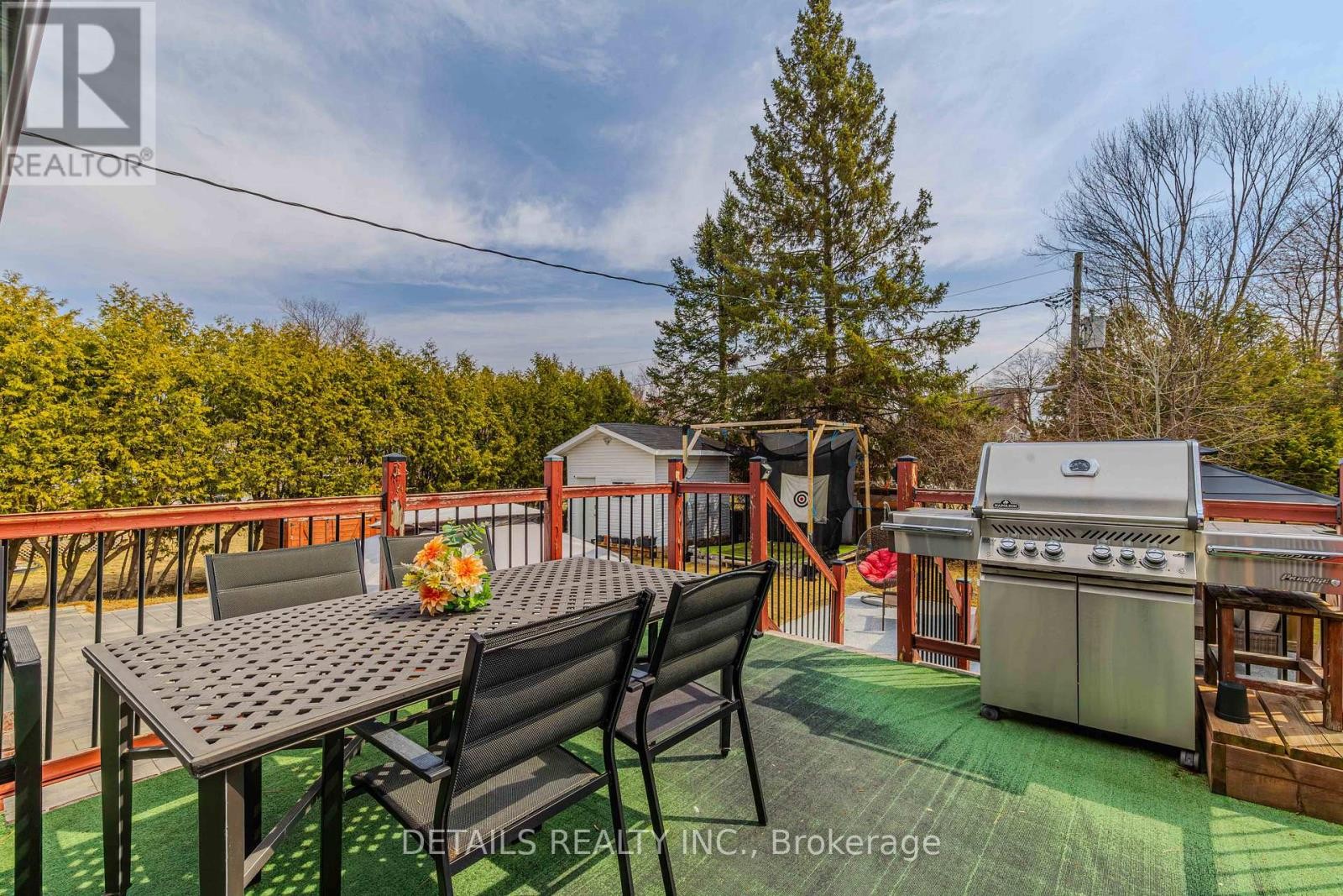 












7 KERRY CRESCENT

,
Ottawa,




Ontario
K2E5V7

