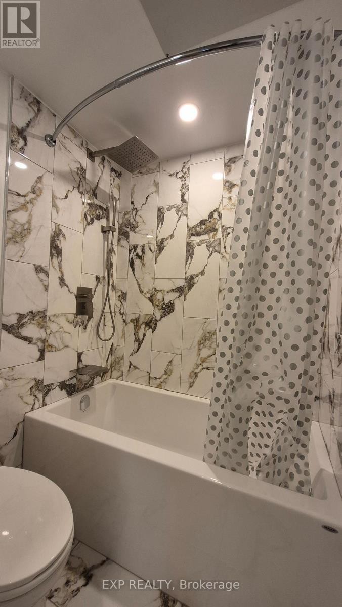 












204 - 157 JAMES STREET

,
Ottawa,




Ontario
K1R5M4

