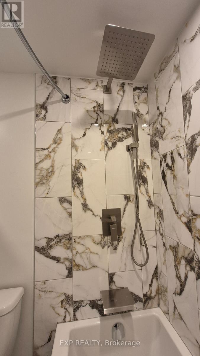 












204 - 157 JAMES STREET

,
Ottawa,




Ontario
K1R5M4

