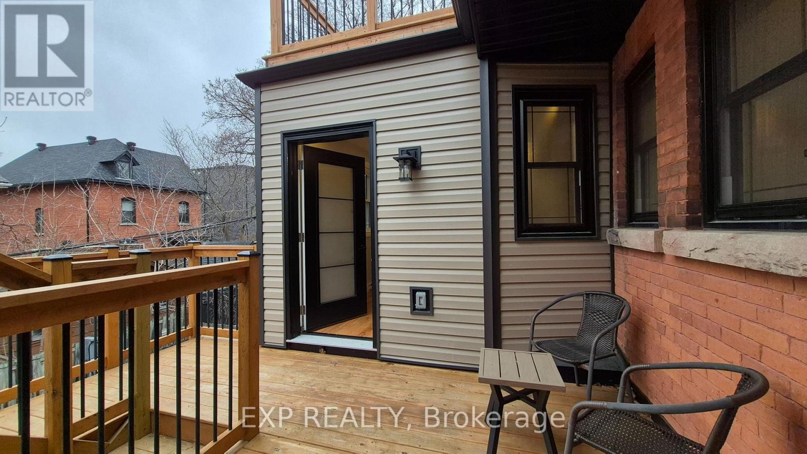 












204 - 157 JAMES STREET

,
Ottawa,




Ontario
K1R5M4

