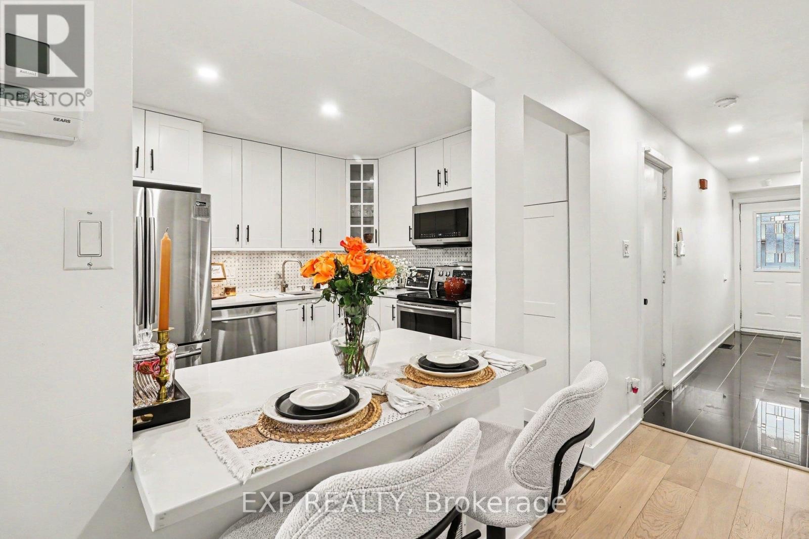 












358 VALADE CRESCENT

,
Ottawa,




Ontario
K4A2V7

