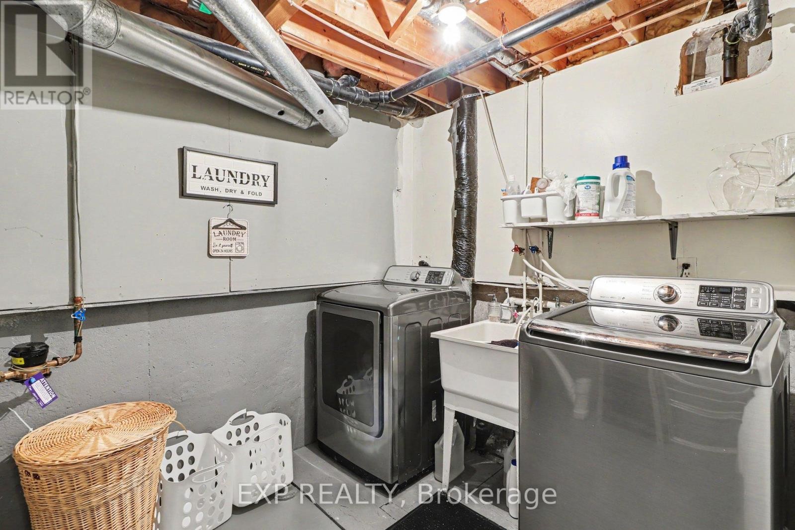 












358 VALADE CRESCENT

,
Ottawa,




Ontario
K4A2V7

