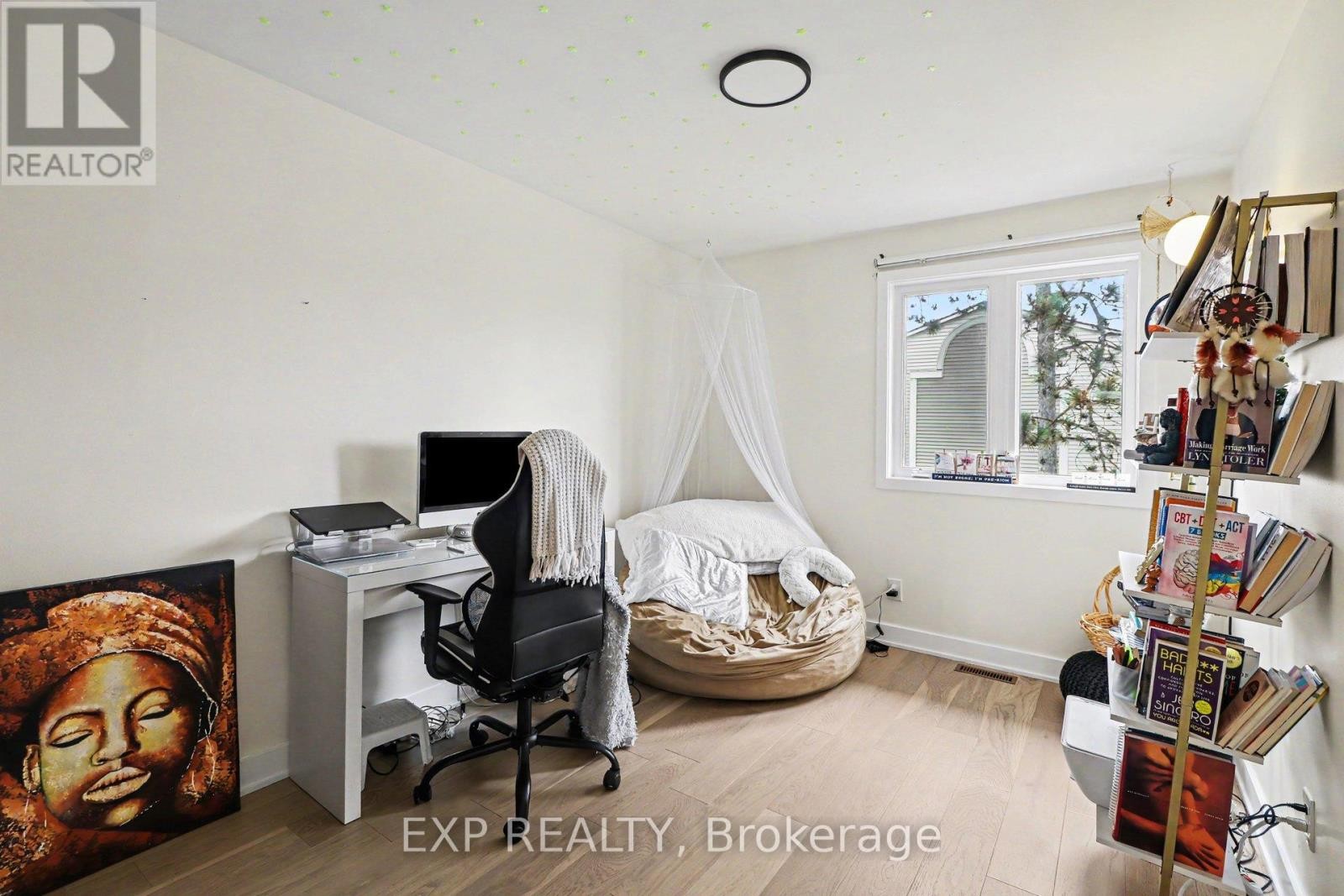 












358 VALADE CRESCENT

,
Ottawa,




Ontario
K4A2V7

