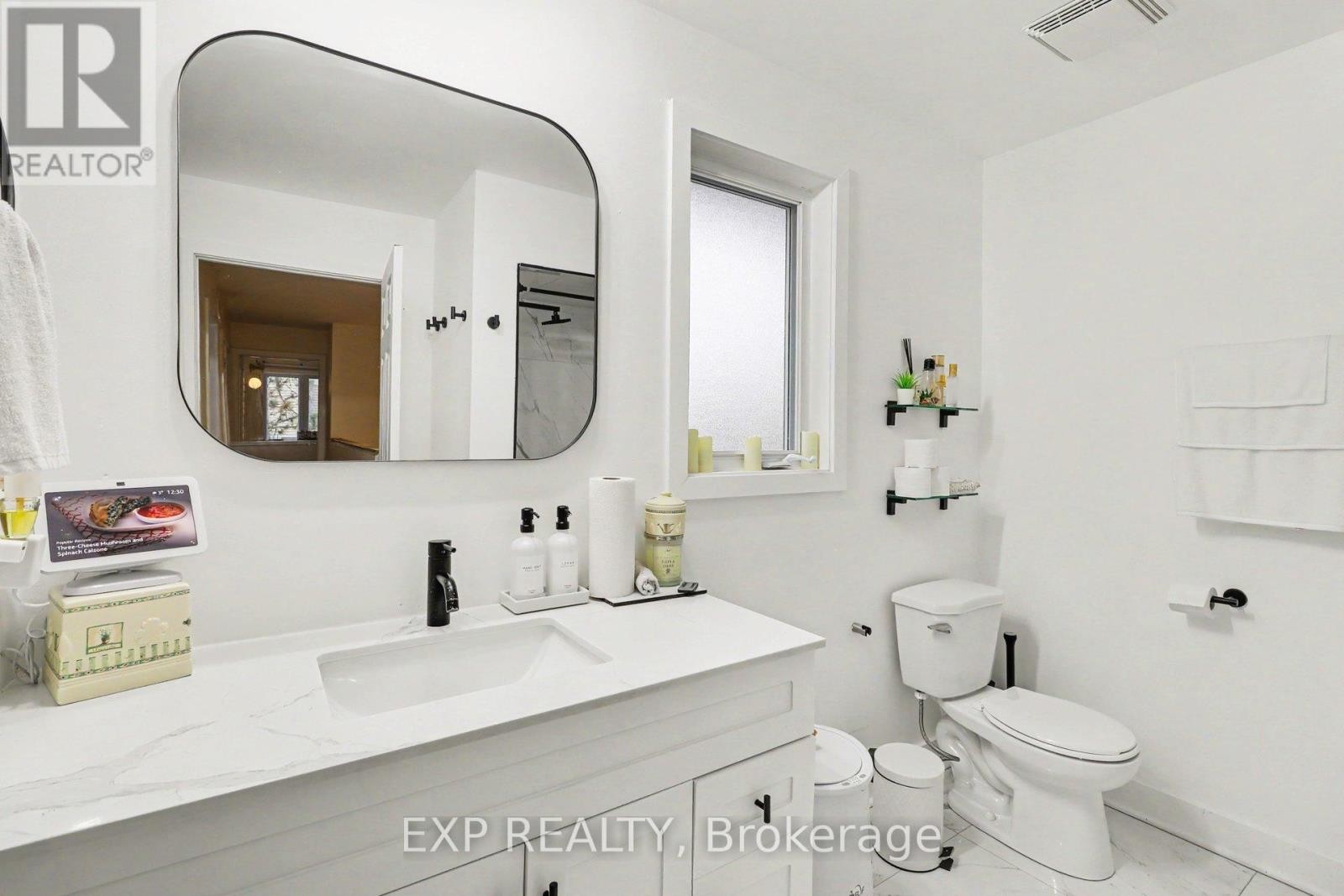 












358 VALADE CRESCENT

,
Ottawa,




Ontario
K4A2V7


