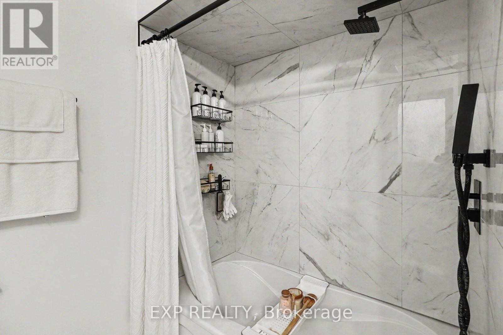 












358 VALADE CRESCENT

,
Ottawa,




Ontario
K4A2V7


