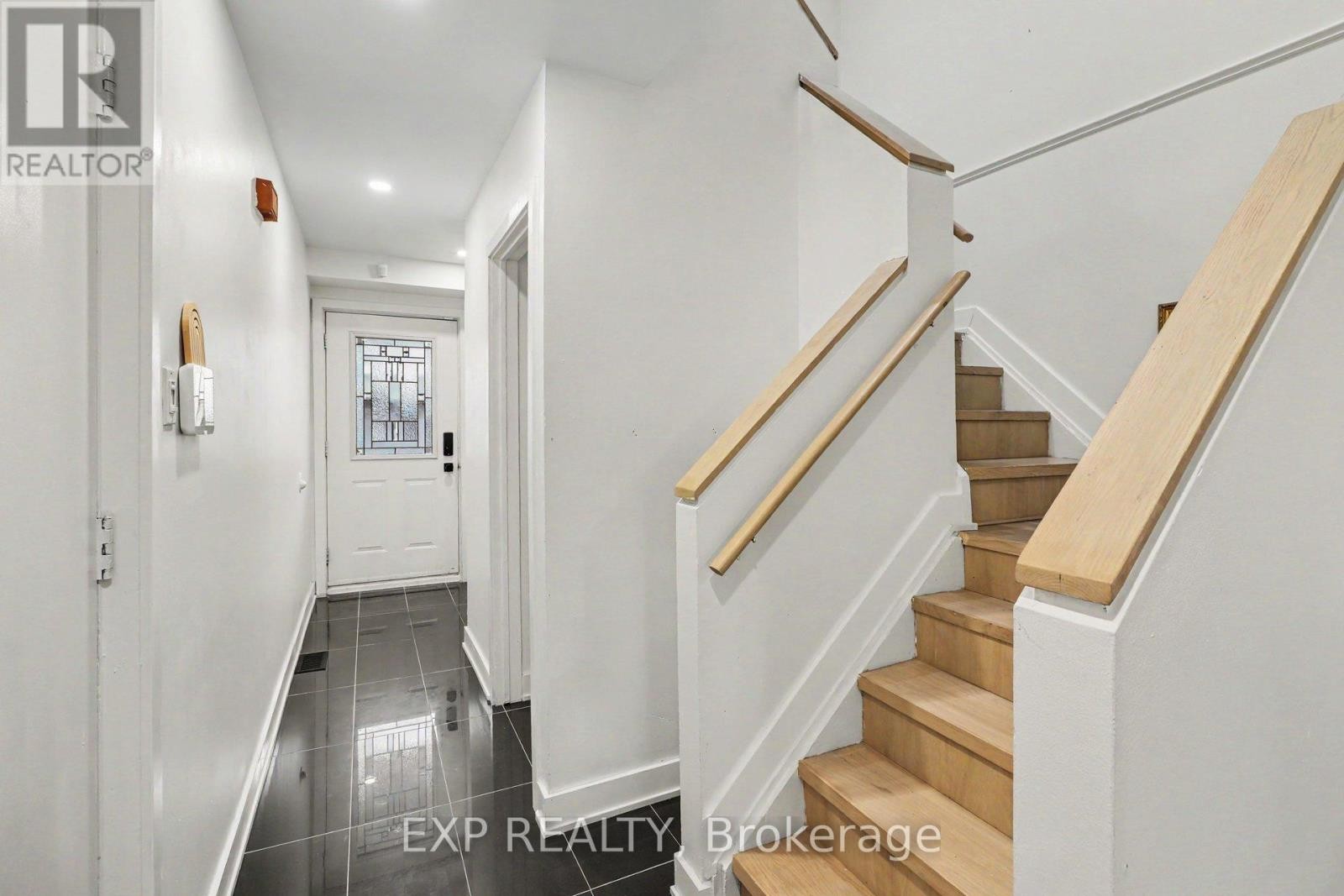 












358 VALADE CRESCENT

,
Ottawa,




Ontario
K4A2V7

