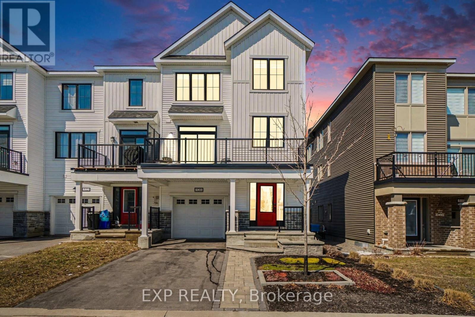 












520 RYE GRASS WAY

,
Ottawa,




Ontario
K2J7A1

