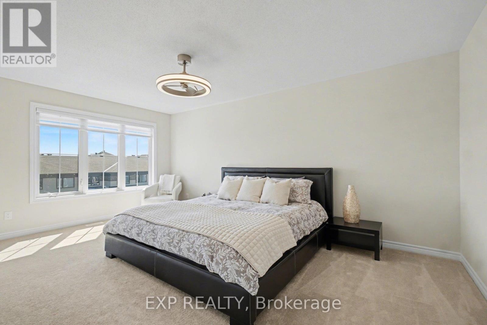 












520 RYE GRASS WAY

,
Ottawa,




Ontario
K2J7A1

