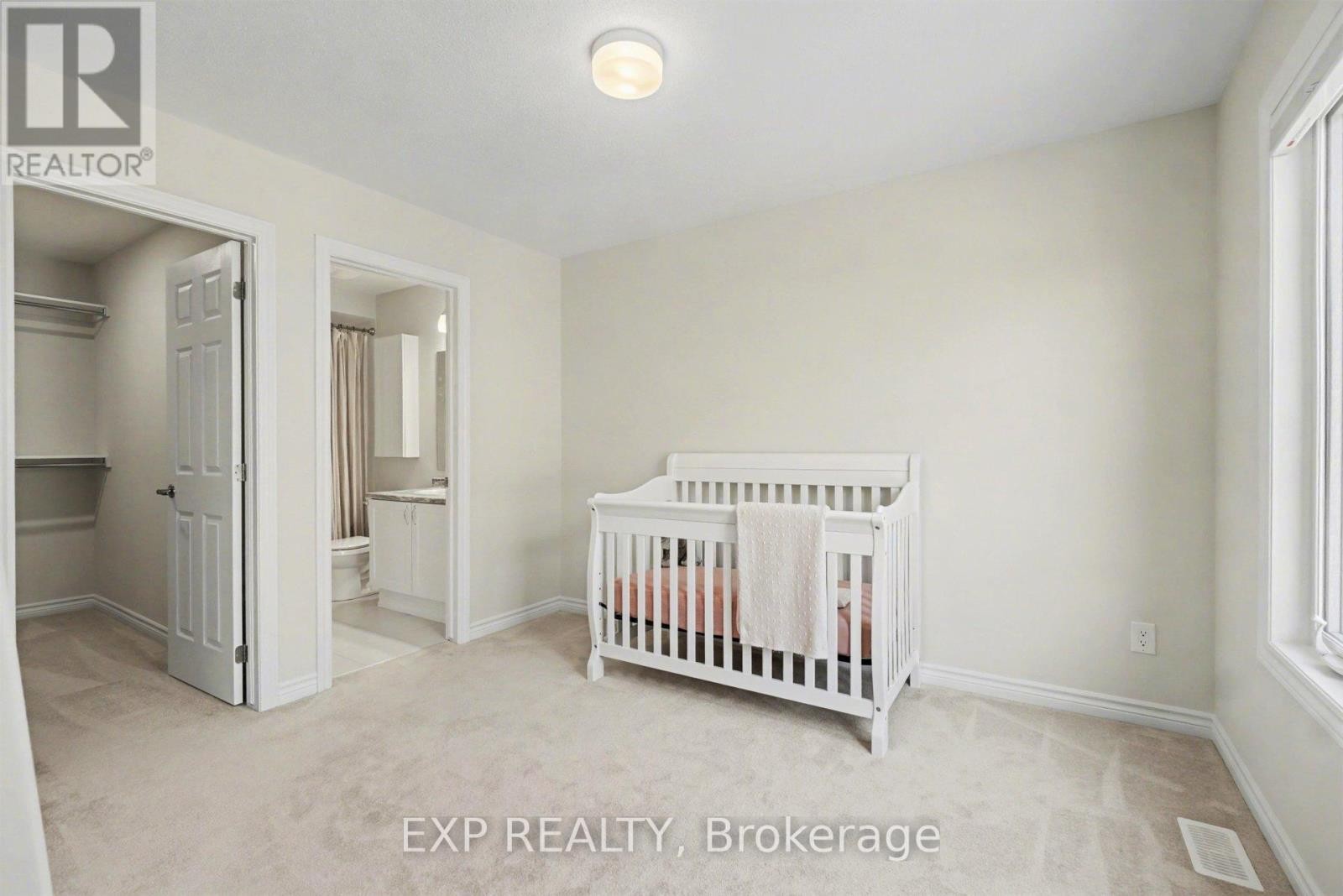 












520 RYE GRASS WAY

,
Ottawa,




Ontario
K2J7A1

