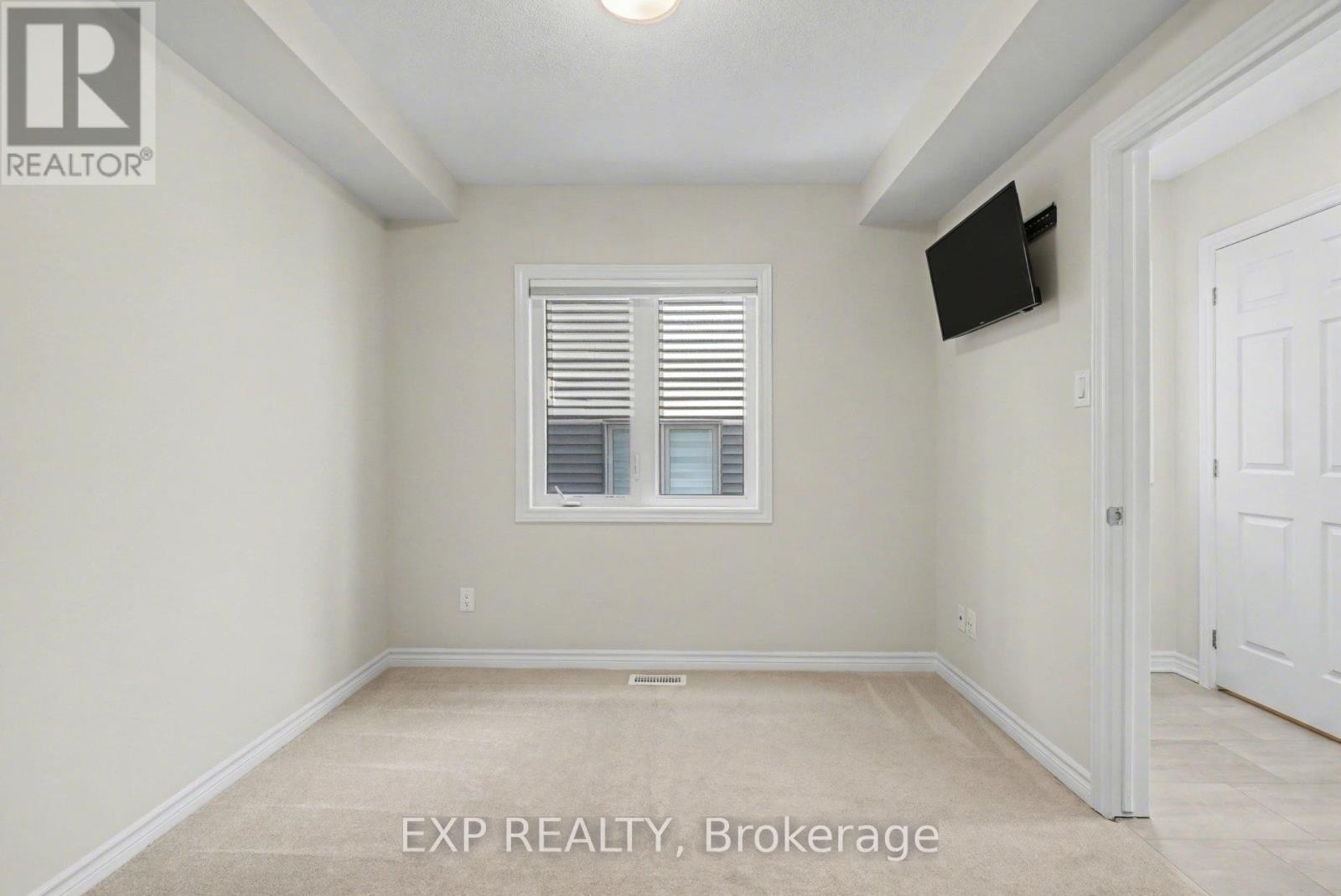 












520 RYE GRASS WAY

,
Ottawa,




Ontario
K2J7A1

