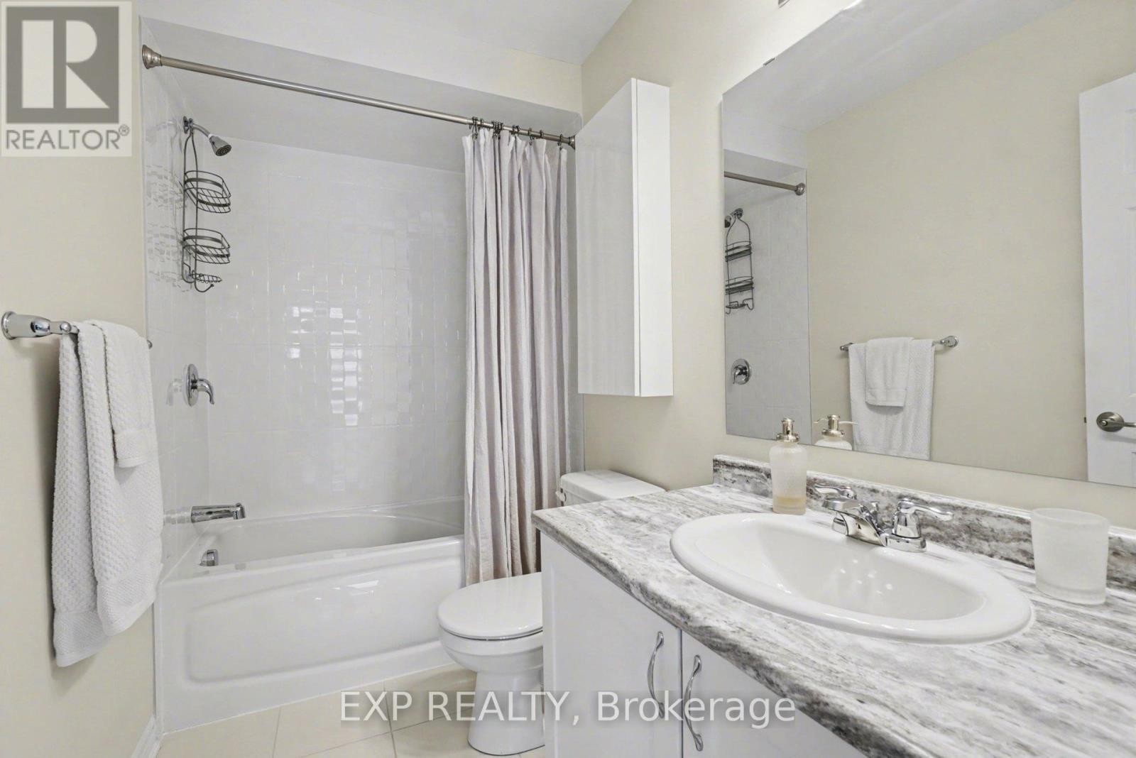 












520 RYE GRASS WAY

,
Ottawa,




Ontario
K2J7A1

