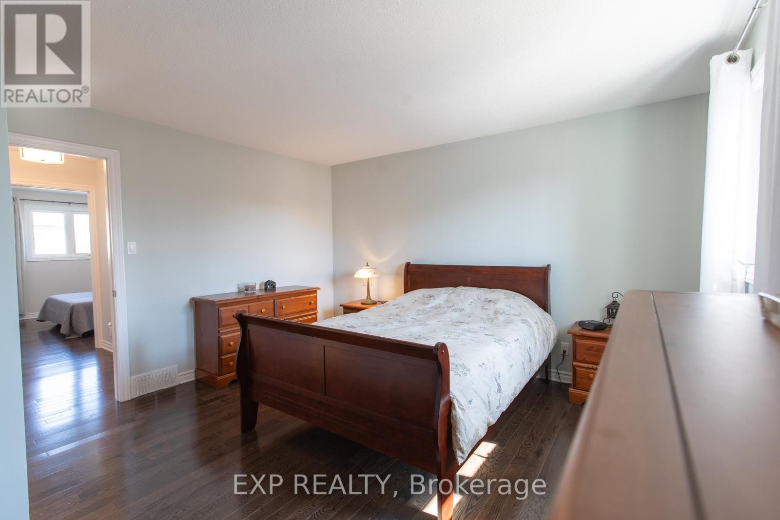 












1534 ROSEBELLA AVENUE

,
Ottawa,




Ontario
K1T1E8


