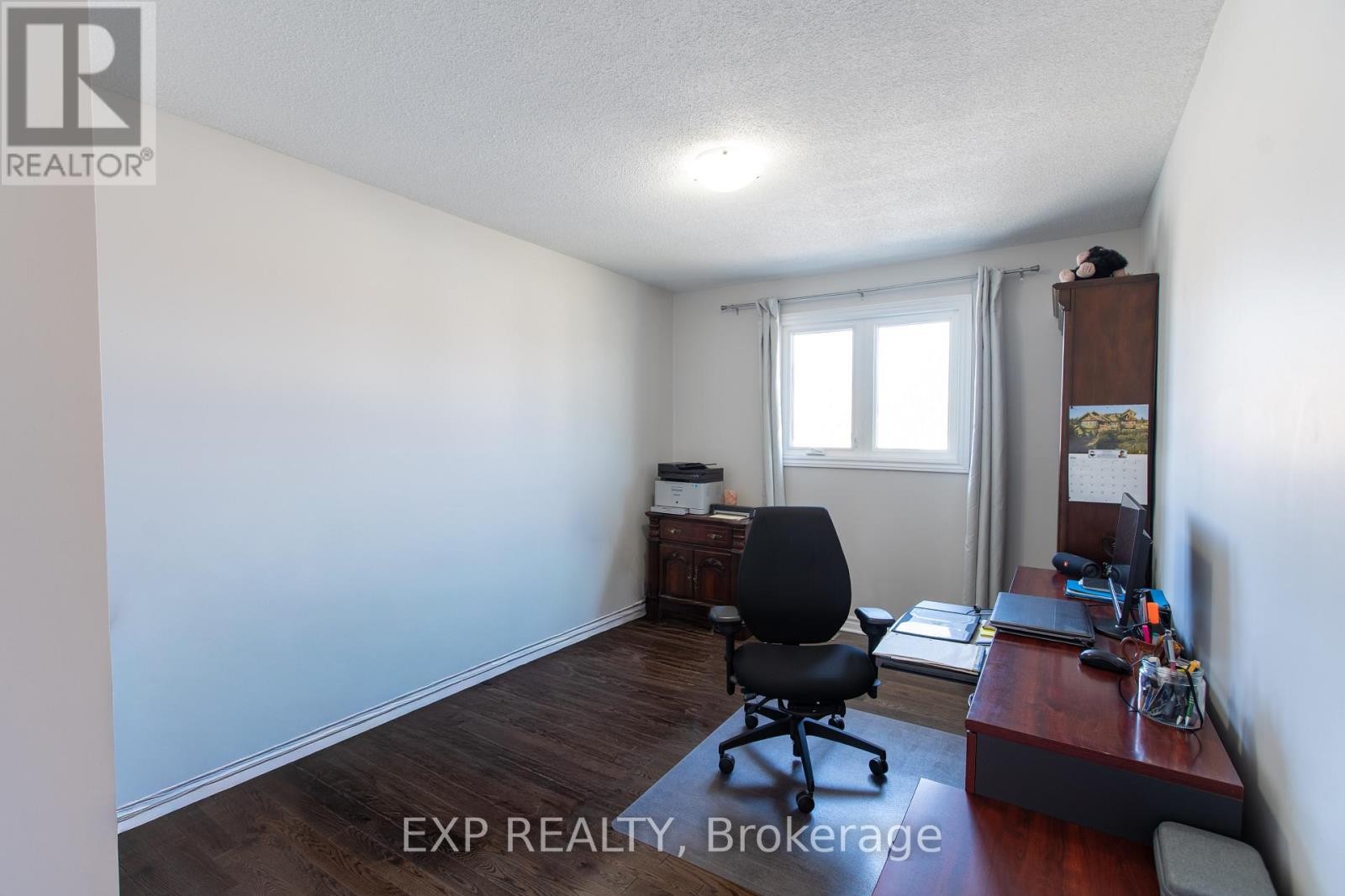 












1534 ROSEBELLA AVENUE

,
Ottawa,




Ontario
K1T1E8

