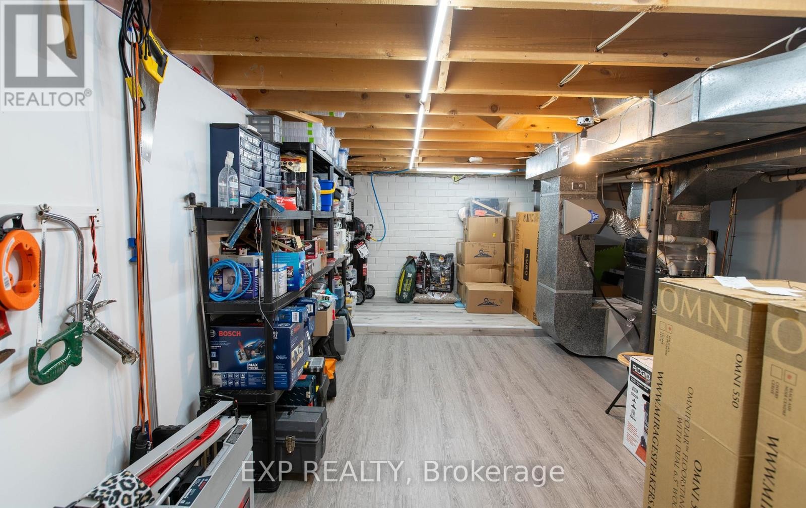 












1534 ROSEBELLA AVENUE

,
Ottawa,




Ontario
K1T1E8

