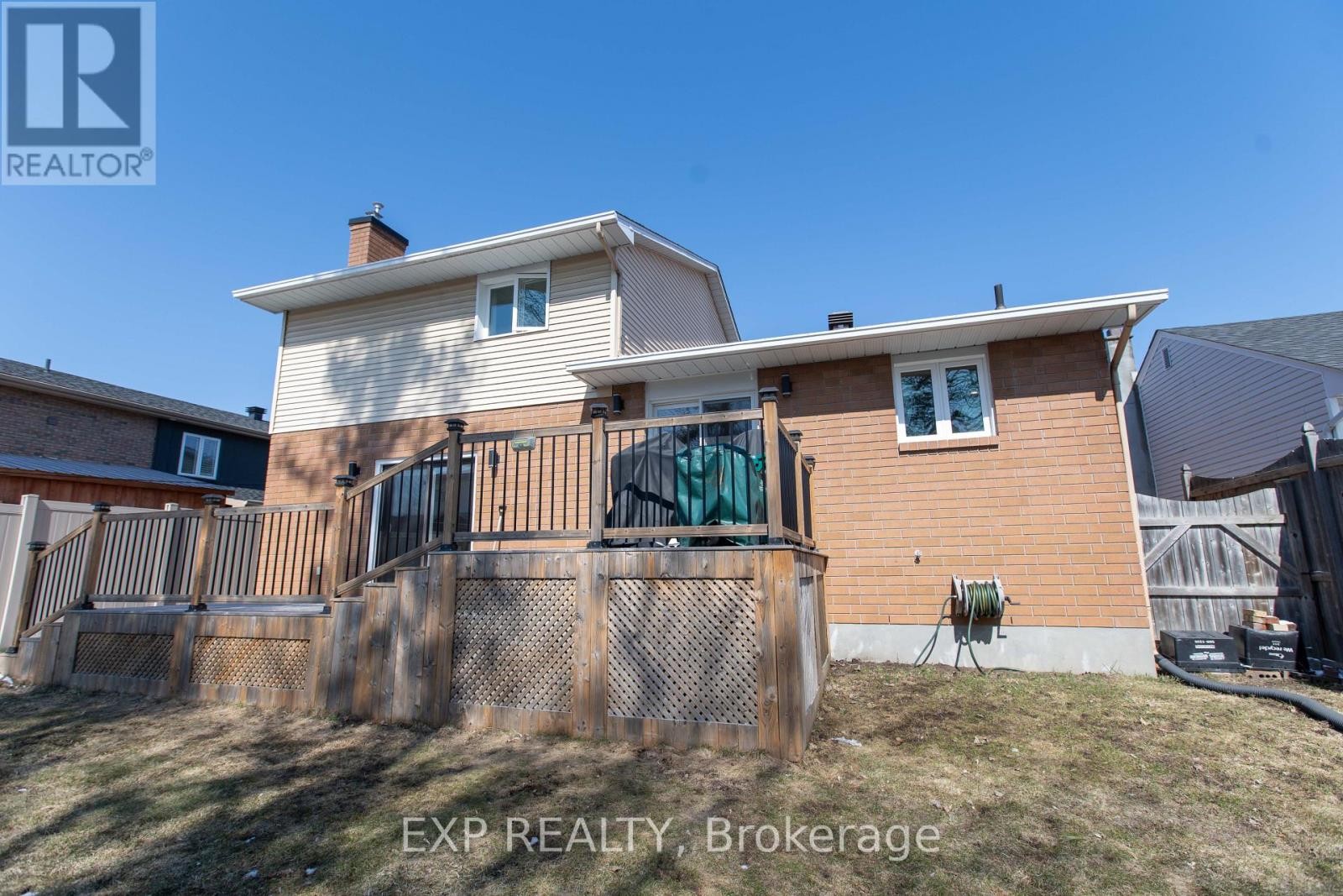 












1534 ROSEBELLA AVENUE

,
Ottawa,




Ontario
K1T1E8

