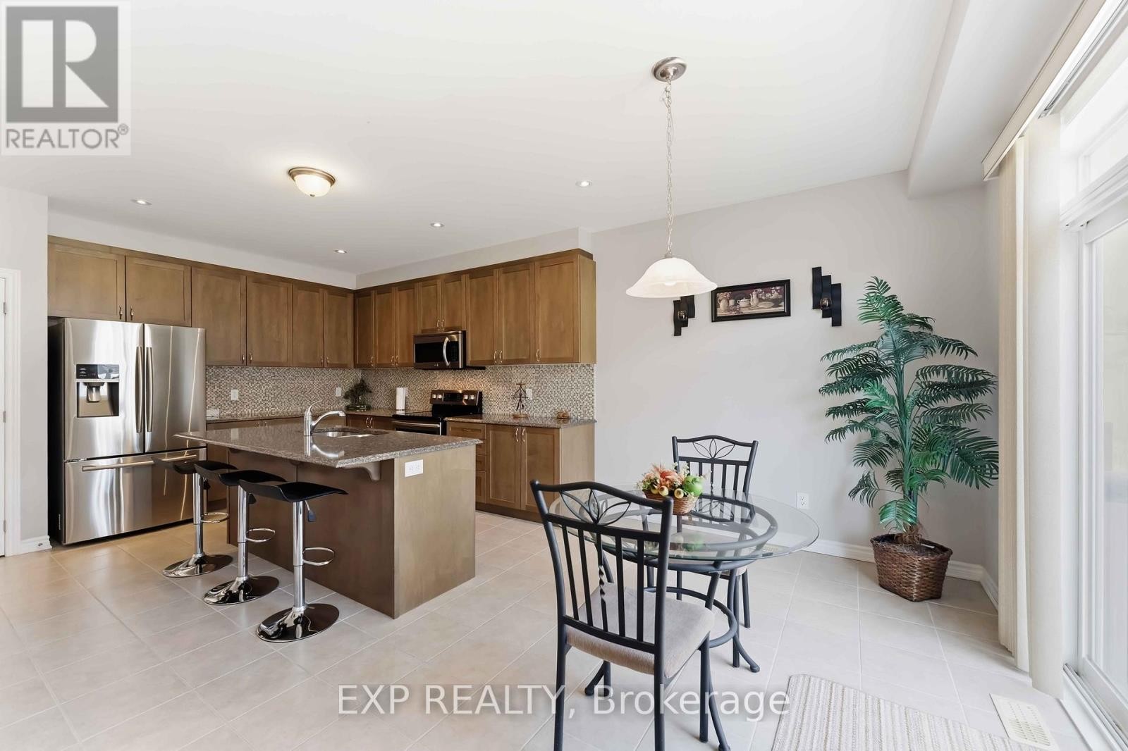 












220 WILLOWDUSK STREET

,
Ottawa,




Ontario
K2M0L3

