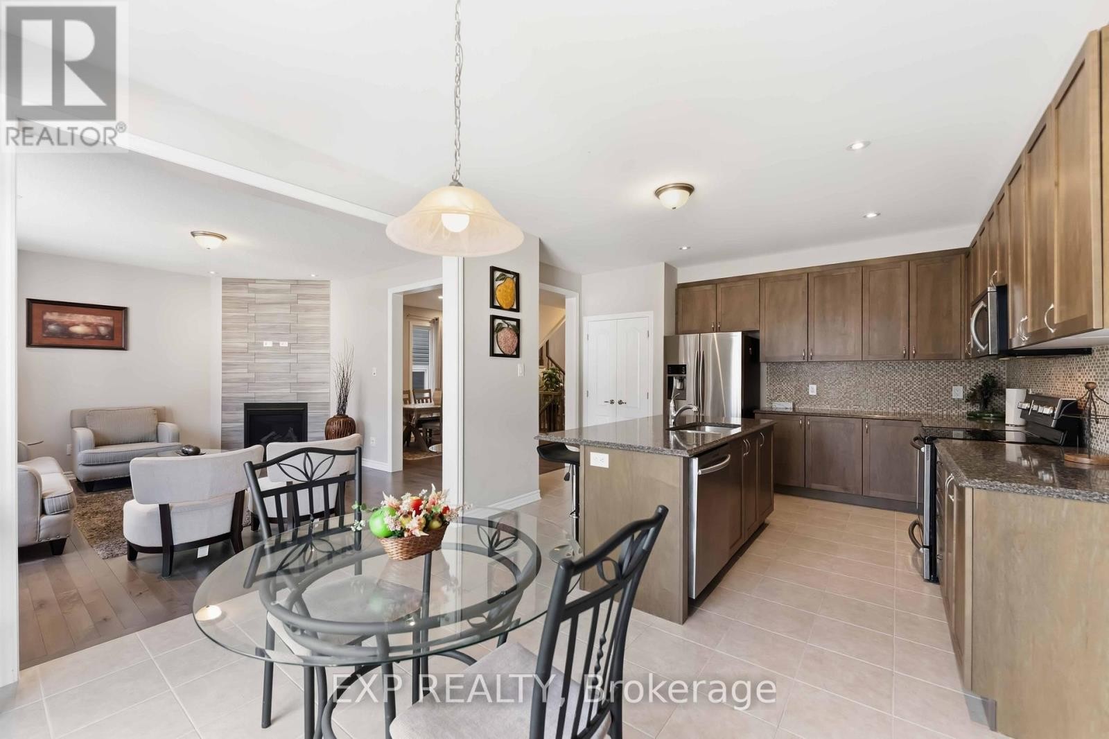 












220 WILLOWDUSK STREET

,
Ottawa,




Ontario
K2M0L3

