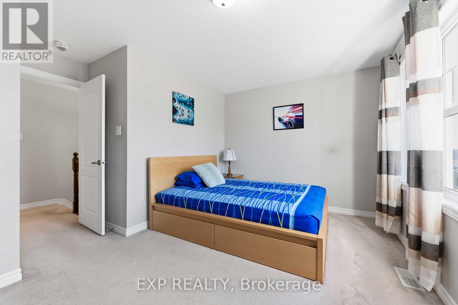 












220 WILLOWDUSK STREET

,
Ottawa,




Ontario
K2M0L3

