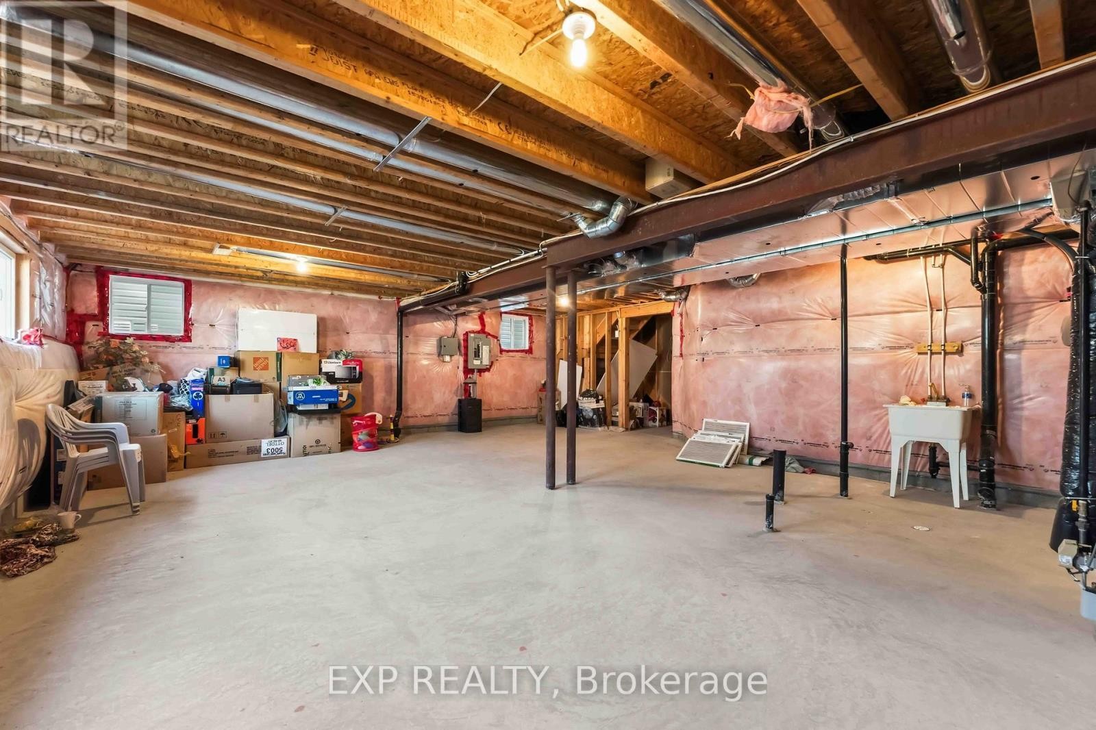 












220 WILLOWDUSK STREET

,
Ottawa,




Ontario
K2M0L3

