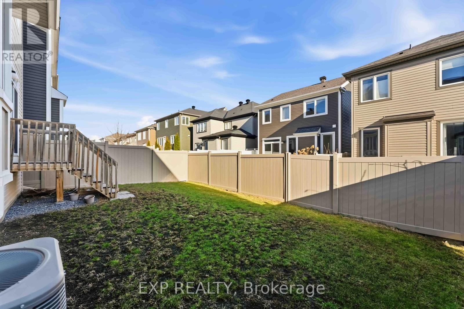 












220 WILLOWDUSK STREET

,
Ottawa,




Ontario
K2M0L3

