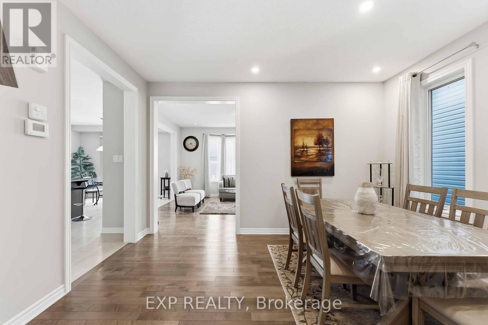 












220 WILLOWDUSK STREET

,
Ottawa,




Ontario
K2M0L3

