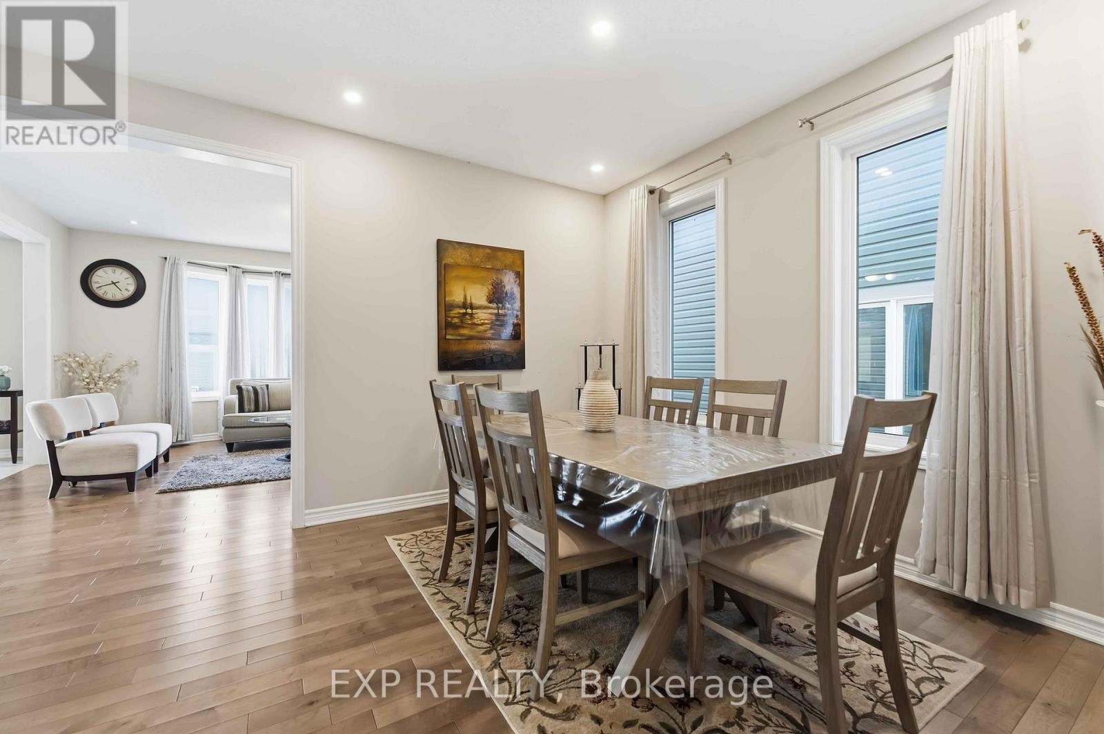 












220 WILLOWDUSK STREET

,
Ottawa,




Ontario
K2M0L3

