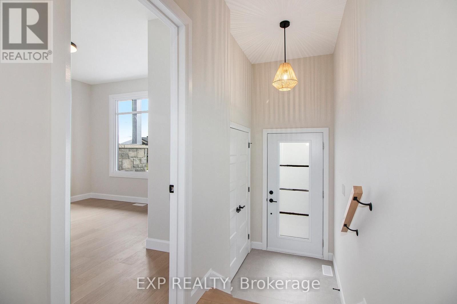 












773 LACROIX ROAD

,
Clarence-Rockland,




Ontario
K0A2A0

