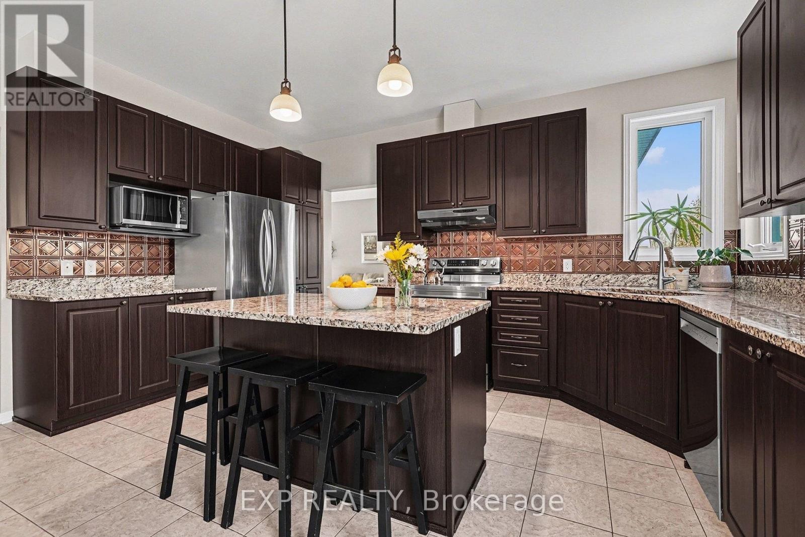 












39 WHITE TAIL DRIVE

,
Mississippi Mills,




Ontario
K0A1A0

