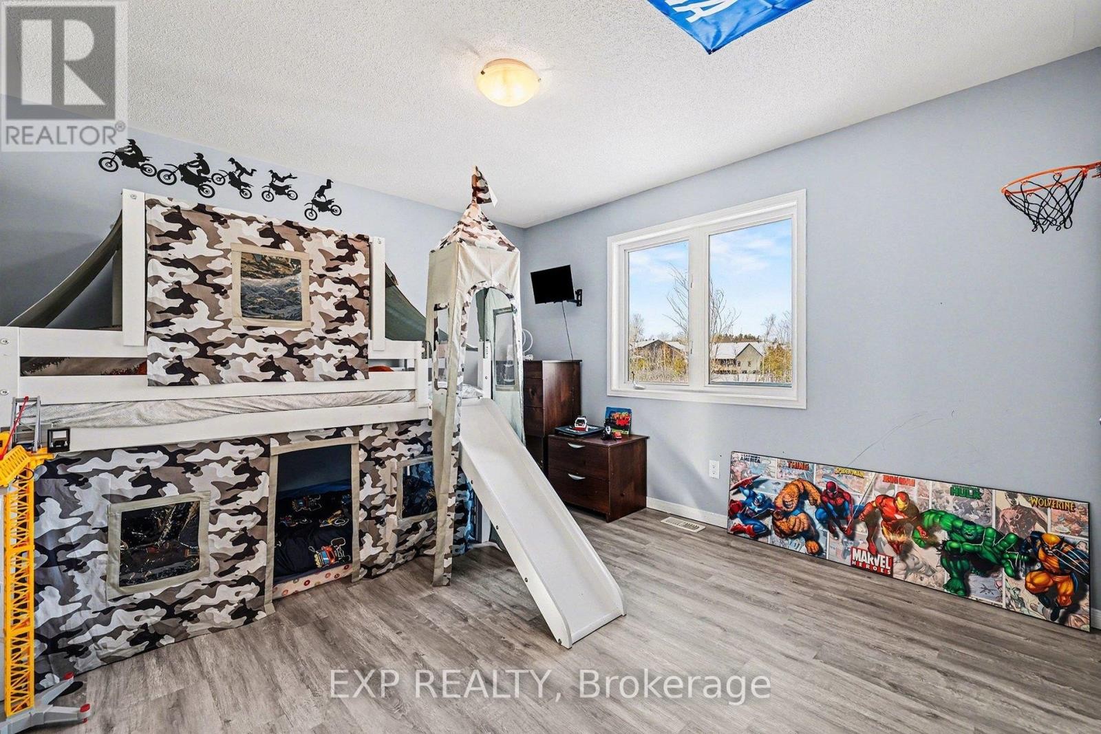 












39 WHITE TAIL DRIVE

,
Mississippi Mills,




Ontario
K0A1A0

