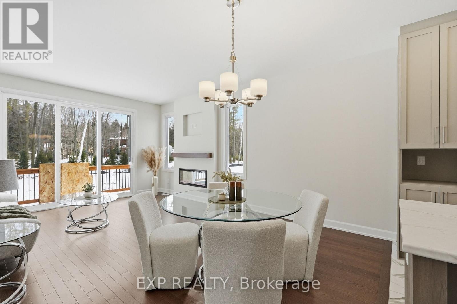 












18 HUGHES CIRCLE

,
Casselman,




Ontario
K0A1M0

