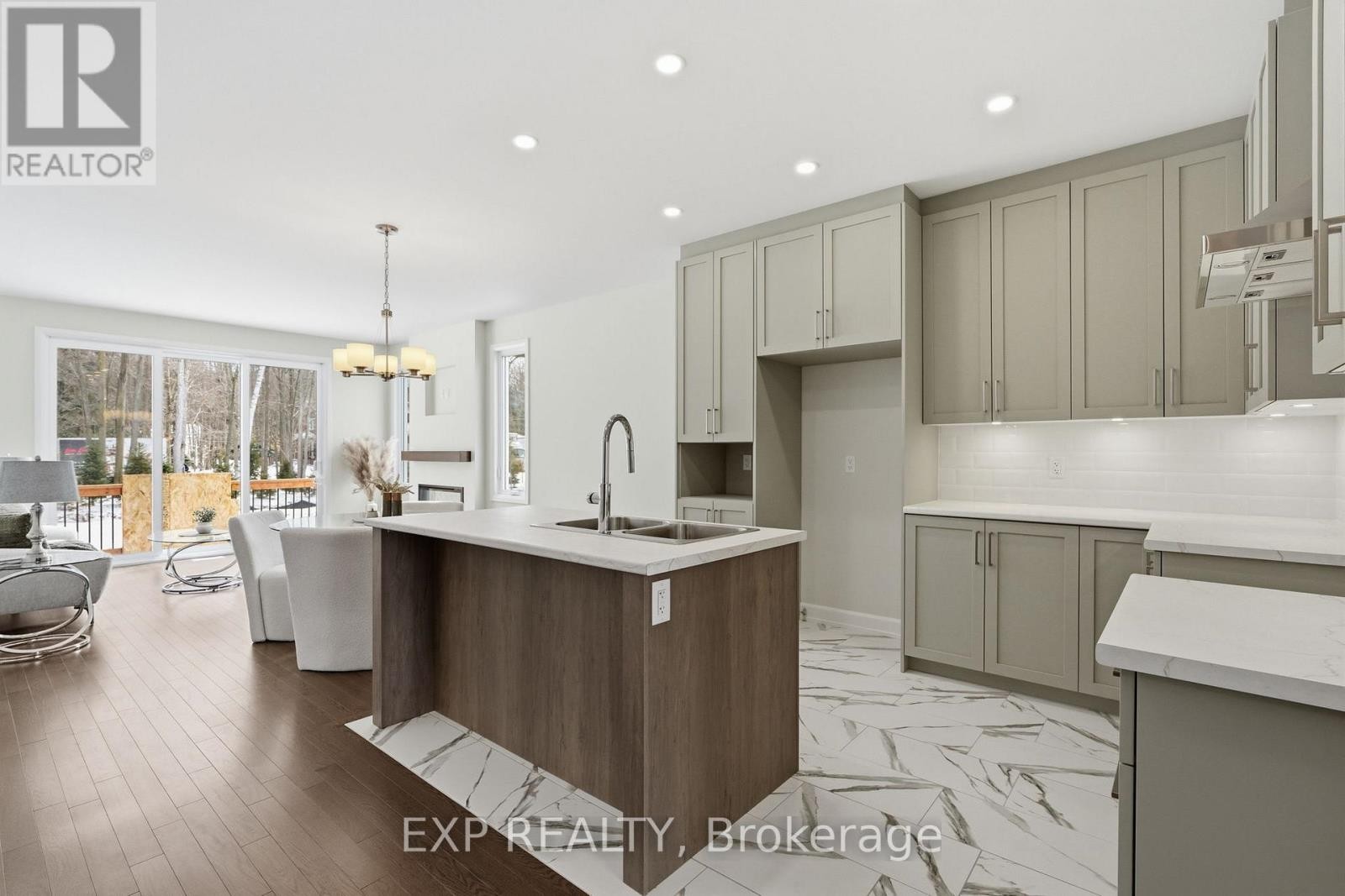 












18 HUGHES CIRCLE

,
Casselman,




Ontario
K0A1M0

