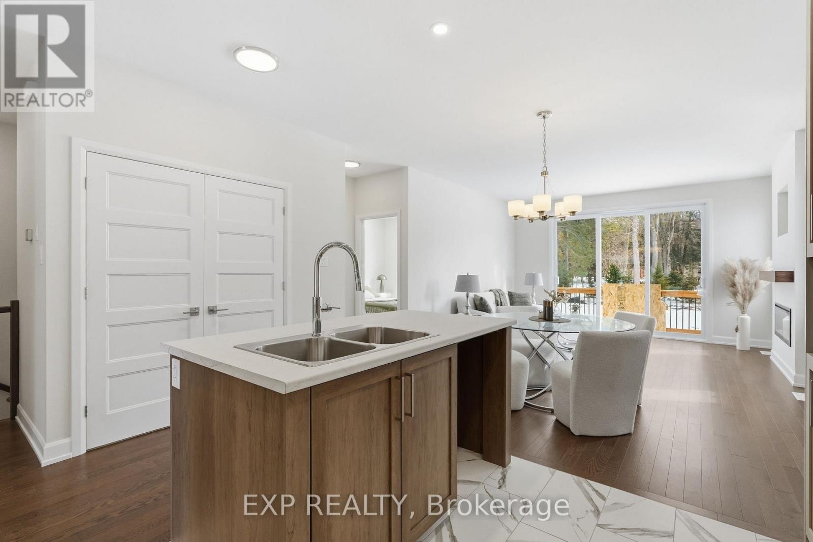 












18 HUGHES CIRCLE

,
Casselman,




Ontario
K0A1M0

