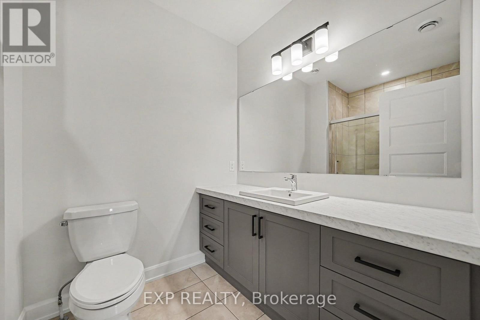












480 FALCON LANE

,
Russell,




Ontario
K4R0M5

