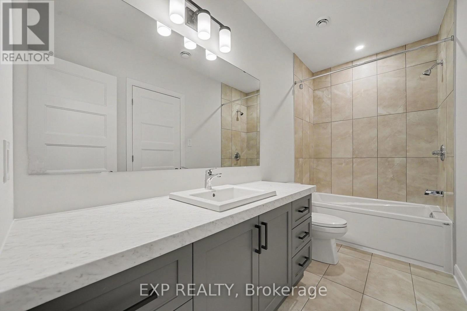 












480 FALCON LANE

,
Russell,




Ontario
K4R0M5

