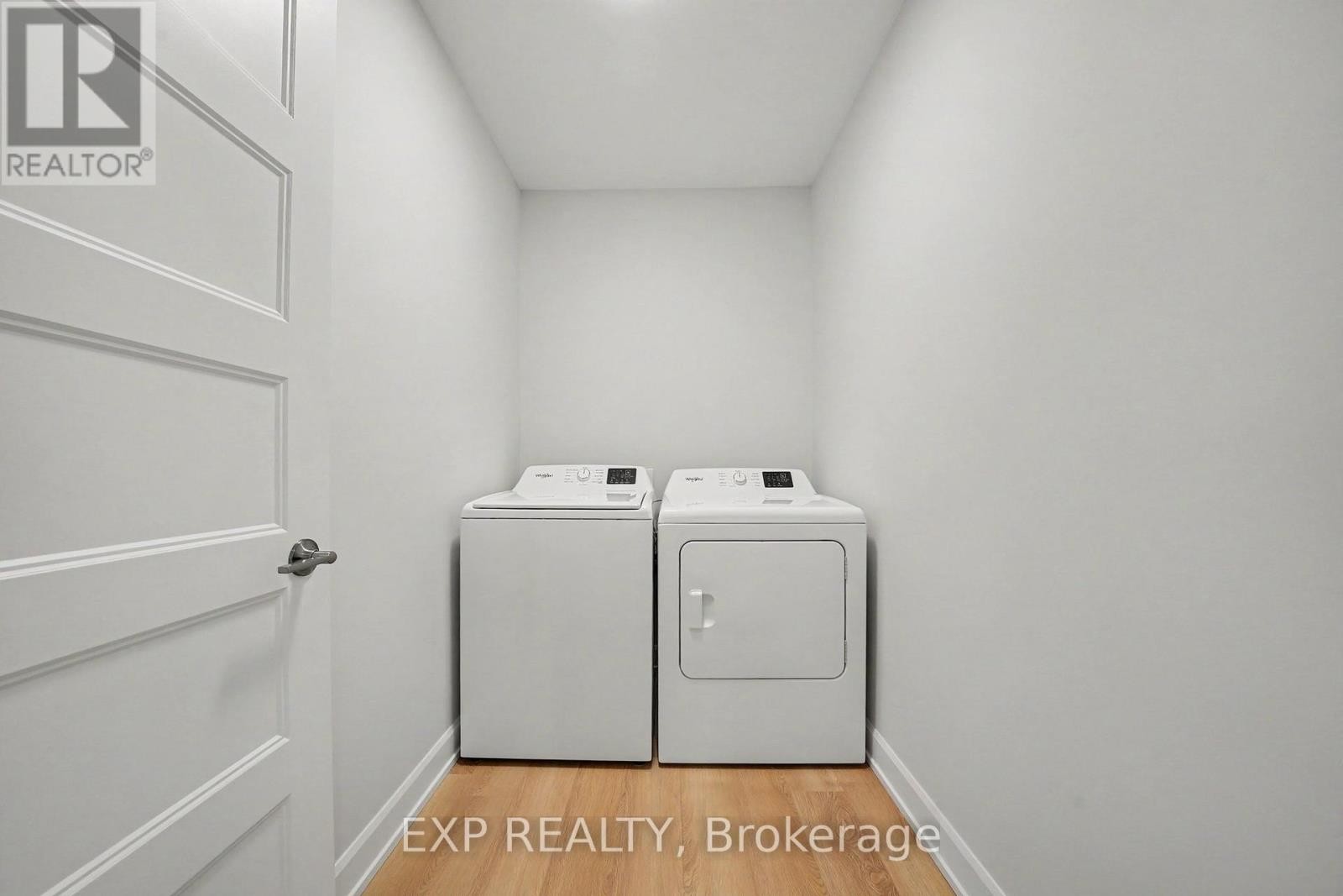 












B - 480 FALCON LANE

,
Russell,




Ontario
K4R0M5

