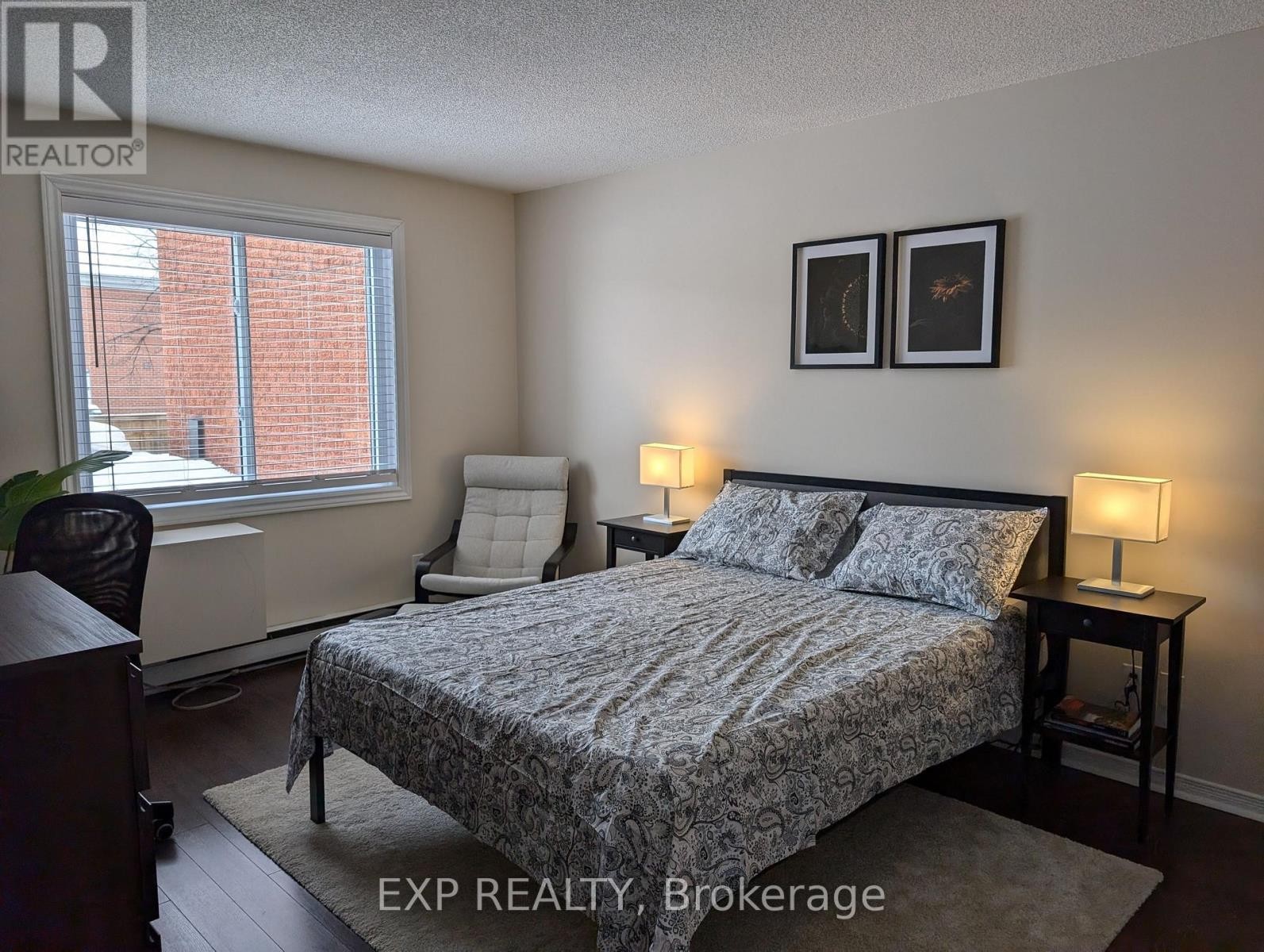 












209 - 225 ALVIN ROAD

,
Ottawa,




Ontario
K1K4H6

