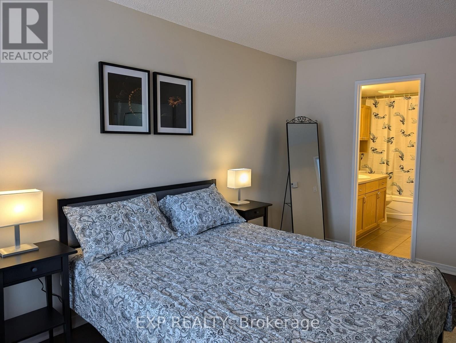 












209 - 225 ALVIN ROAD

,
Ottawa,




Ontario
K1K4H6

