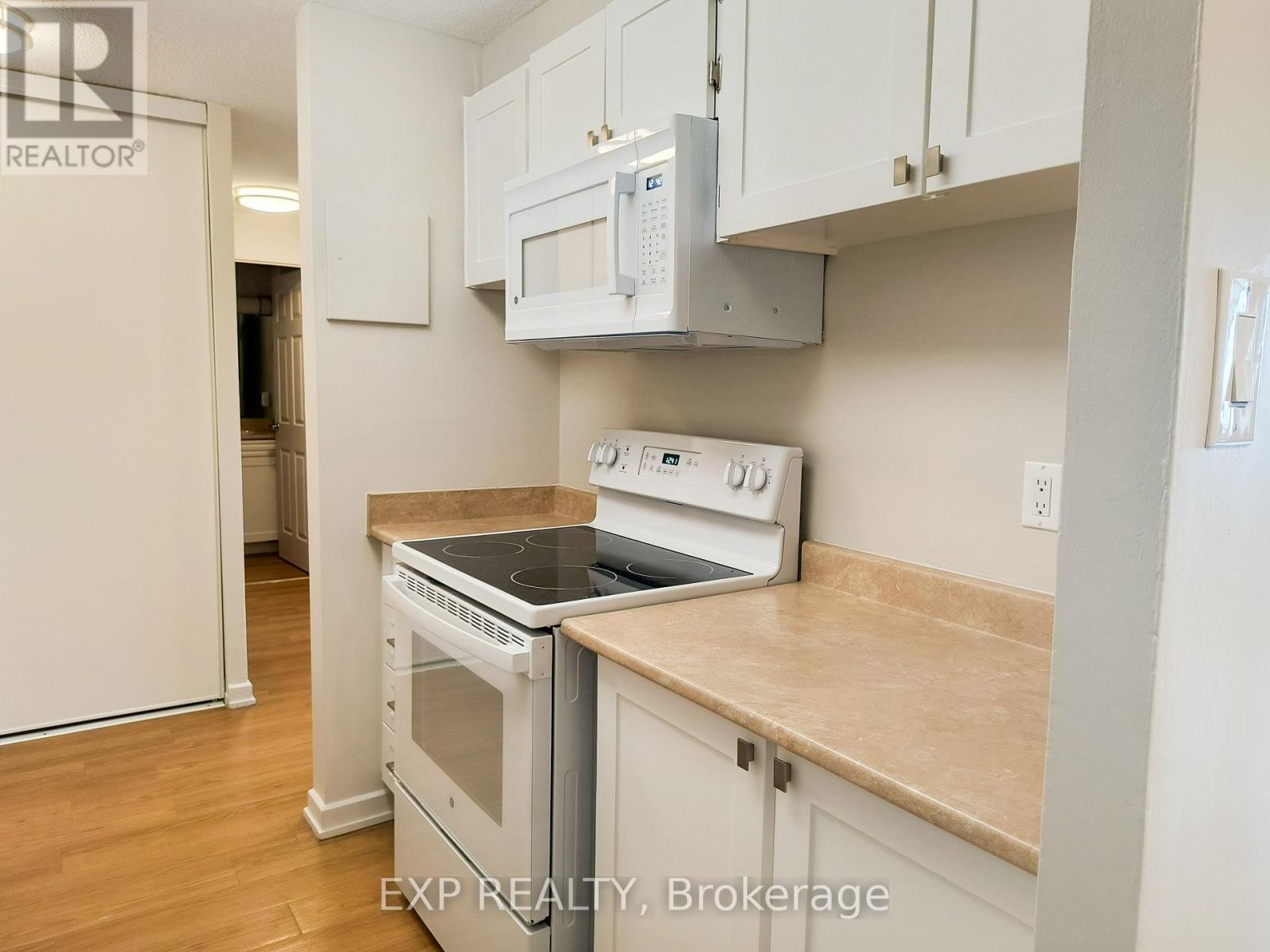 












1101 - 981 GULF PLACE

,
Ottawa,




Ontario
K1K3X9

