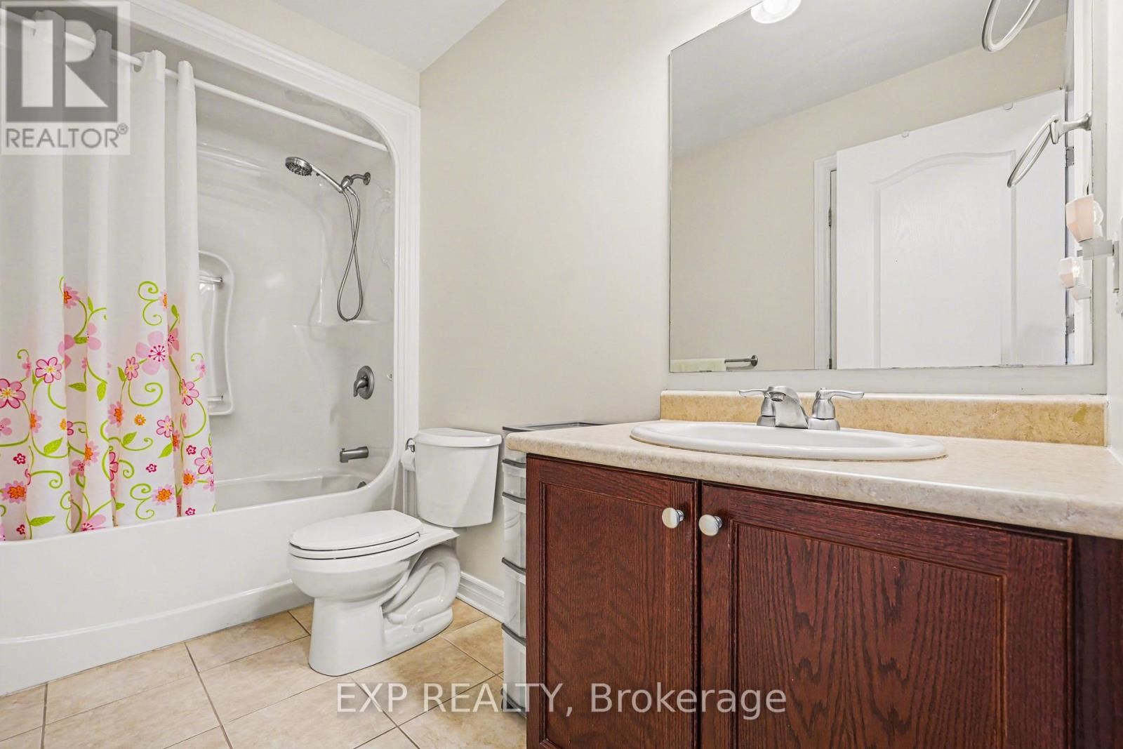 












46 FRIEDAY STREET

,
Arnprior,




Ontario
K7S0A6

