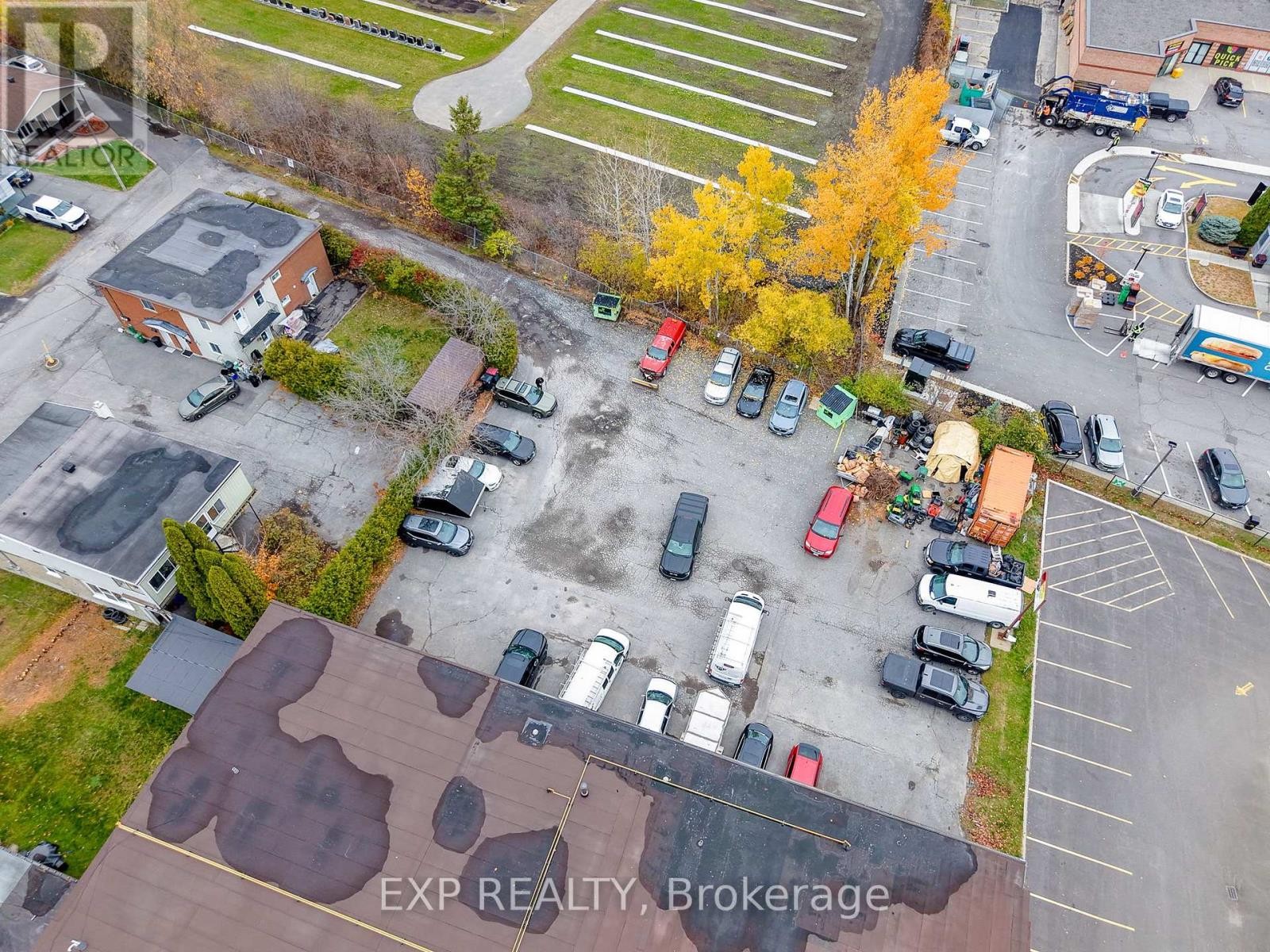 












1237 1255 COUSINEAU STREET

,
Ottawa,




Ontario
K1C1B2

