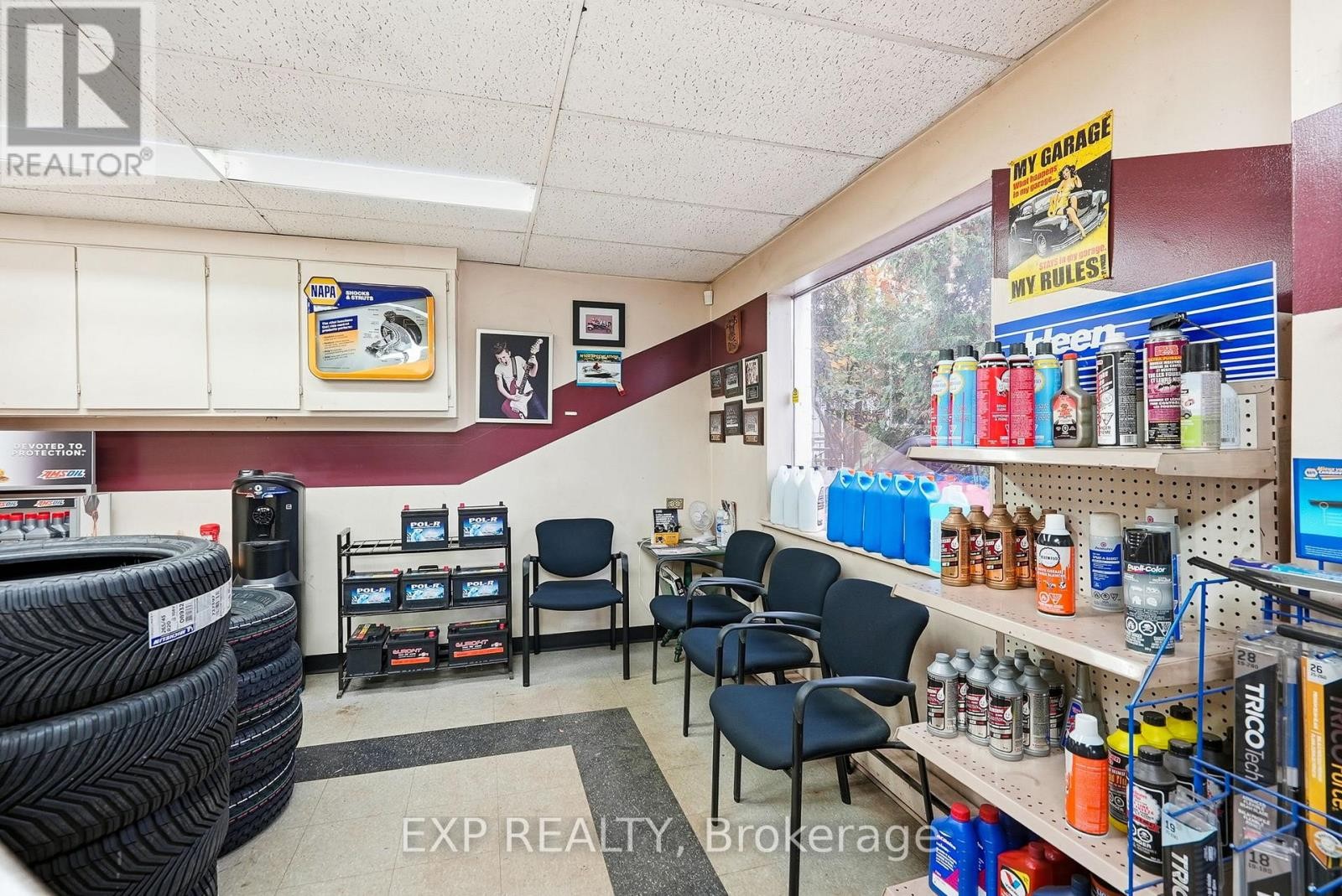 












1237 1255 COUSINEAU STREET

,
Ottawa,




Ontario
K1C1B2


