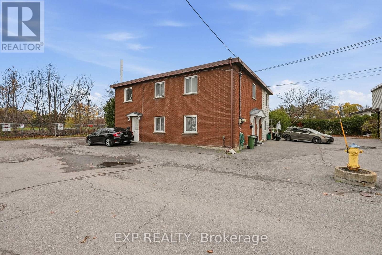 












1237 1255 COUSINEAU STREET

,
Ottawa,




Ontario
K1C1B2

