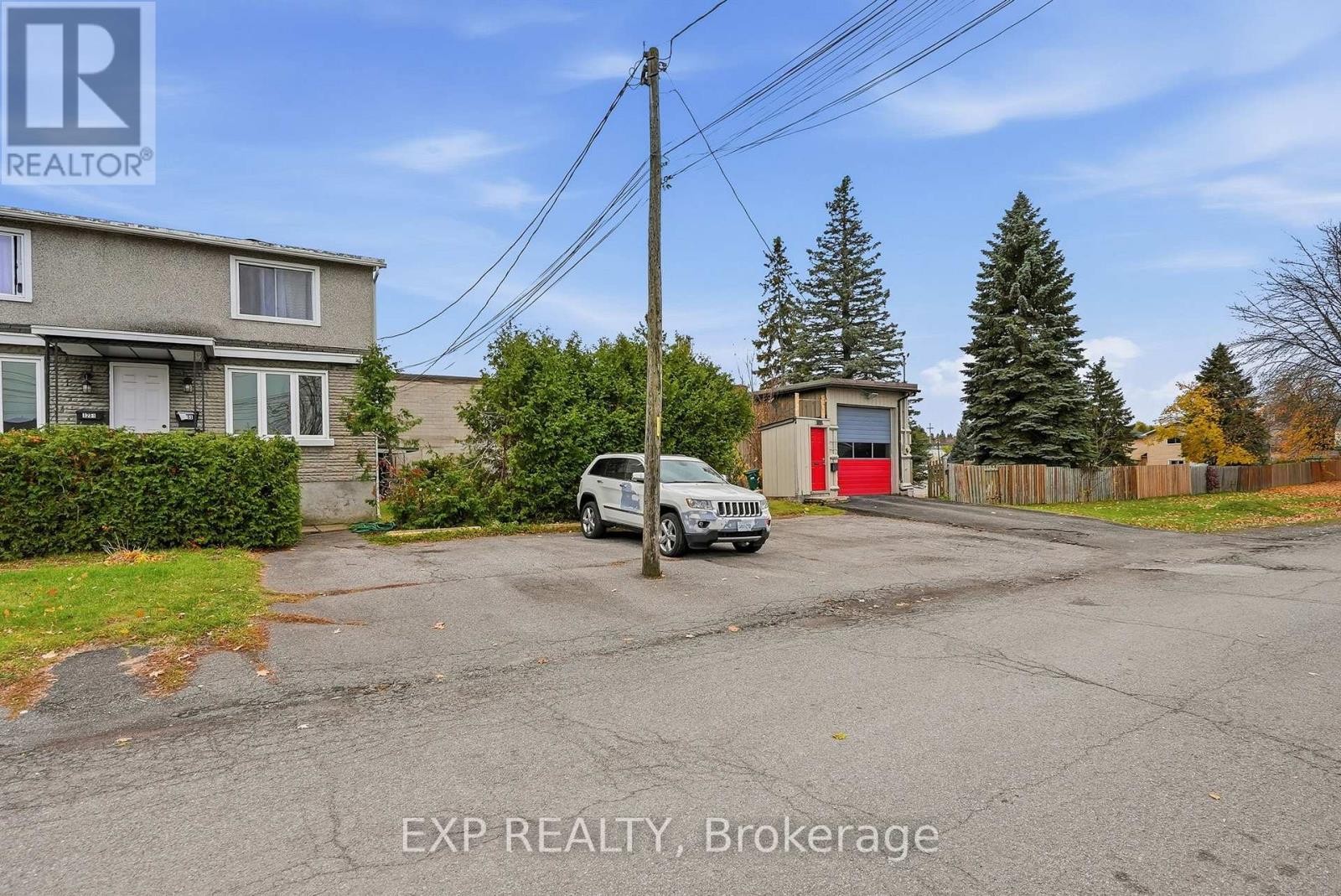 












1237 1255 COUSINEAU STREET

,
Ottawa,




Ontario
K1C1B2

